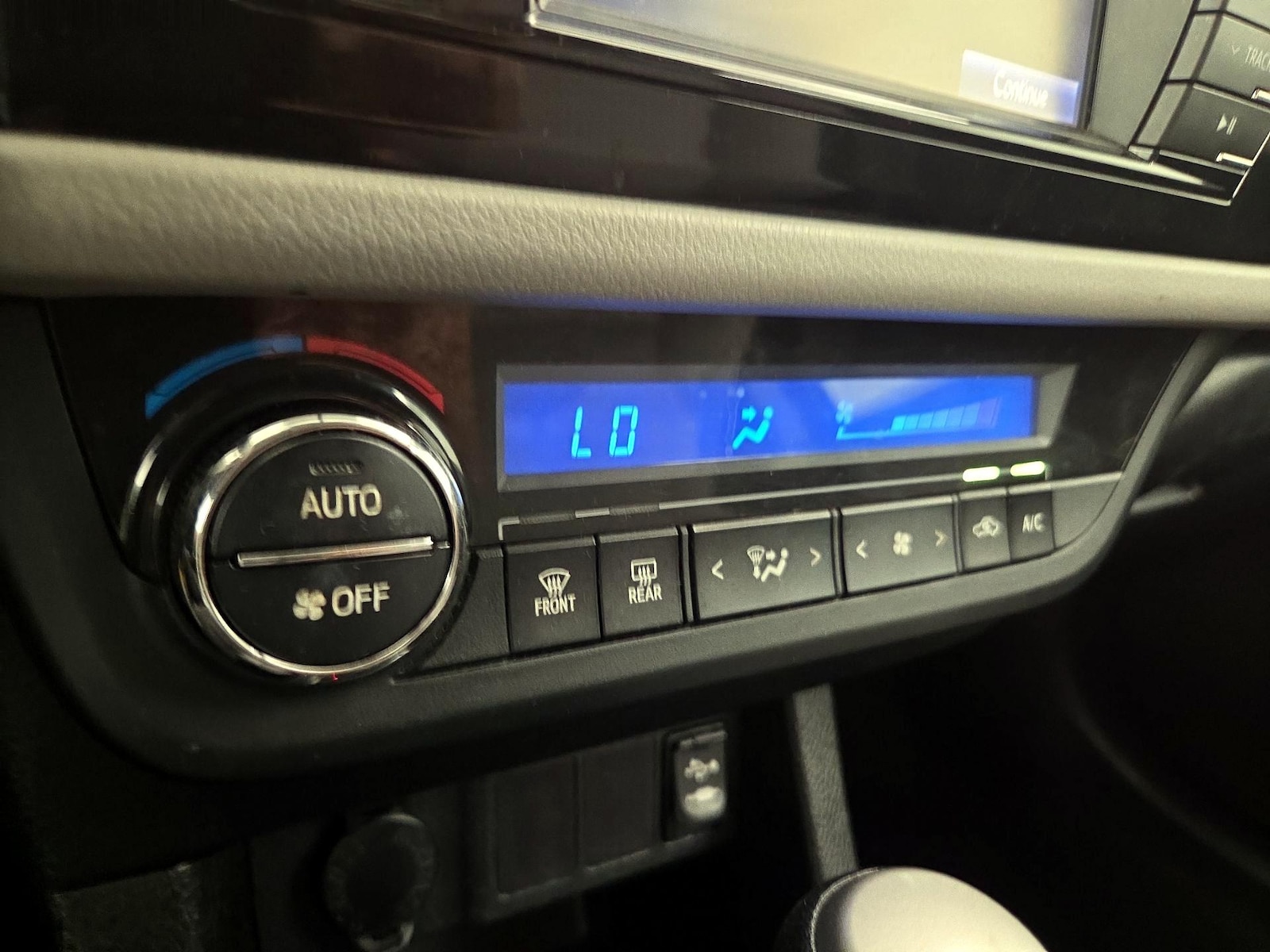2015 Toyota Corolla LE Eco Plus - Photo 17