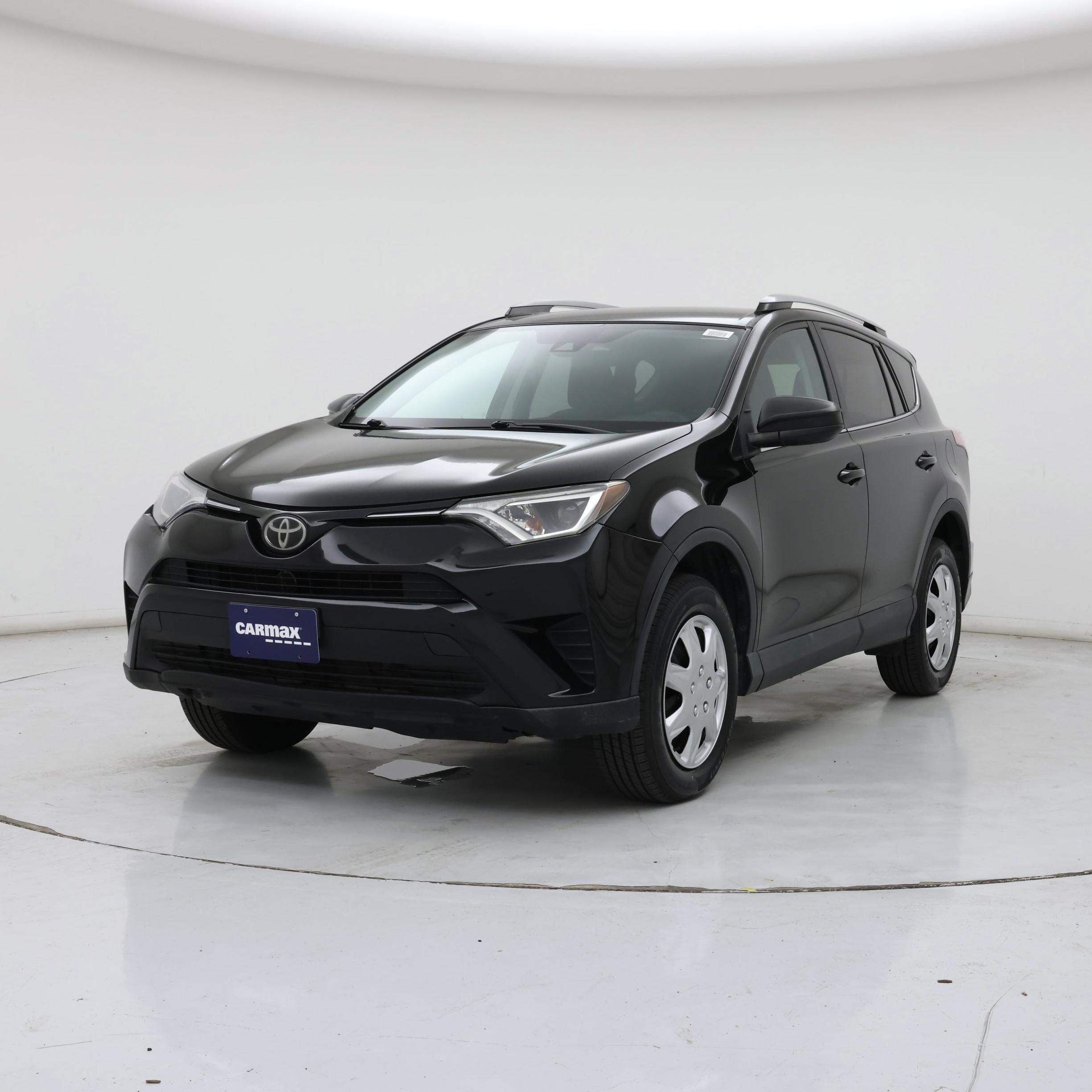 Thumbnail: 2018 Toyota RAV4 - 4