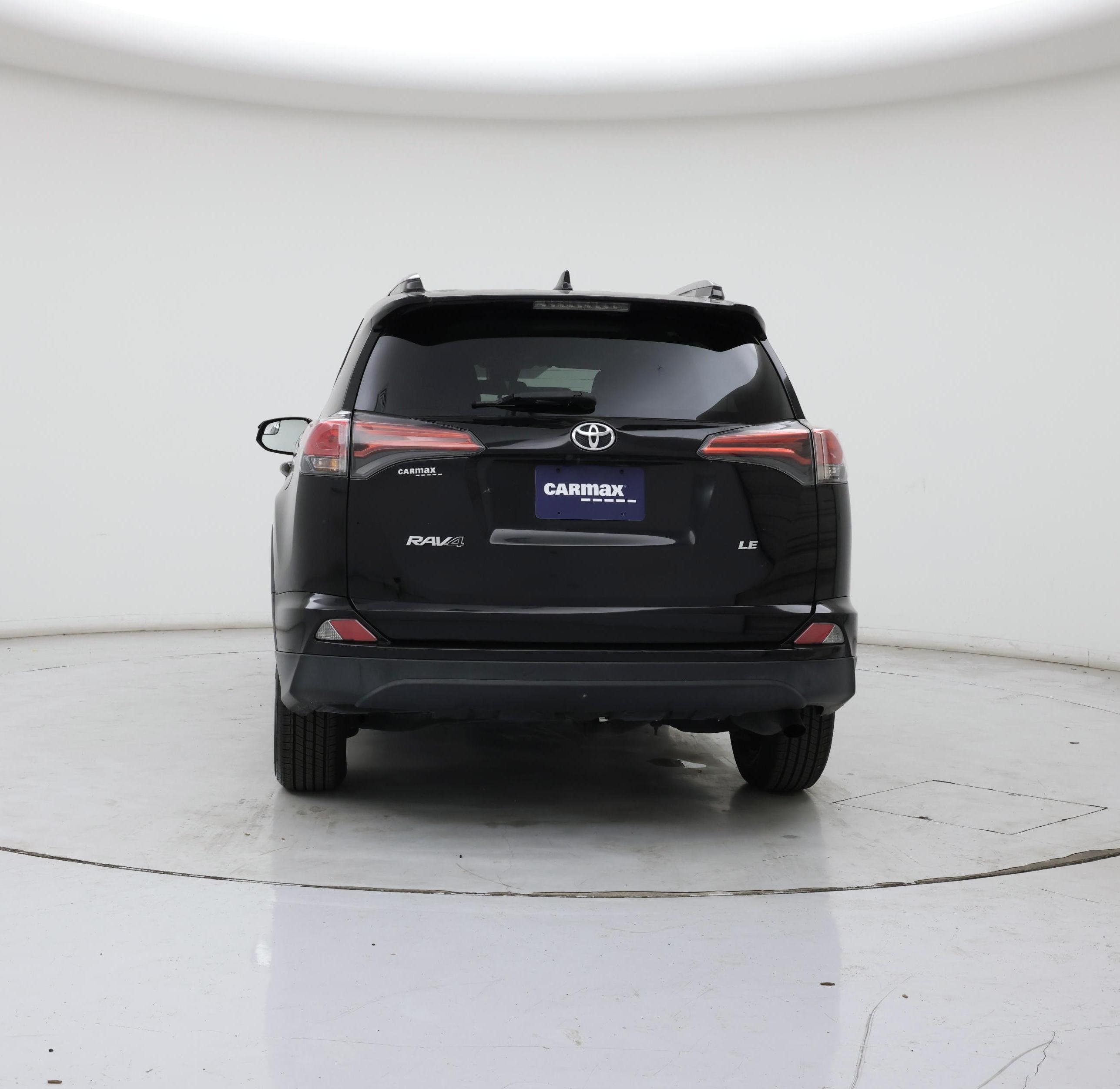 Thumbnail: 2018 Toyota RAV4 - 6