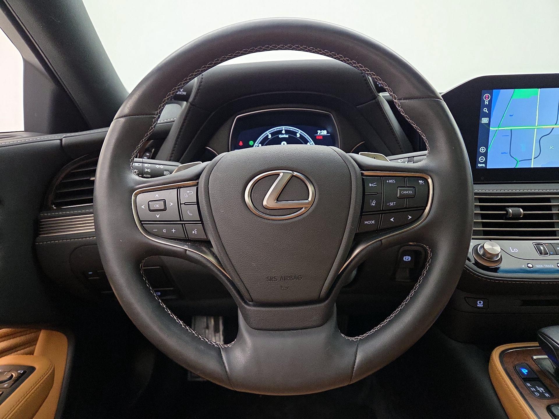 Thumbnail: 2021 Lexus LS - 10