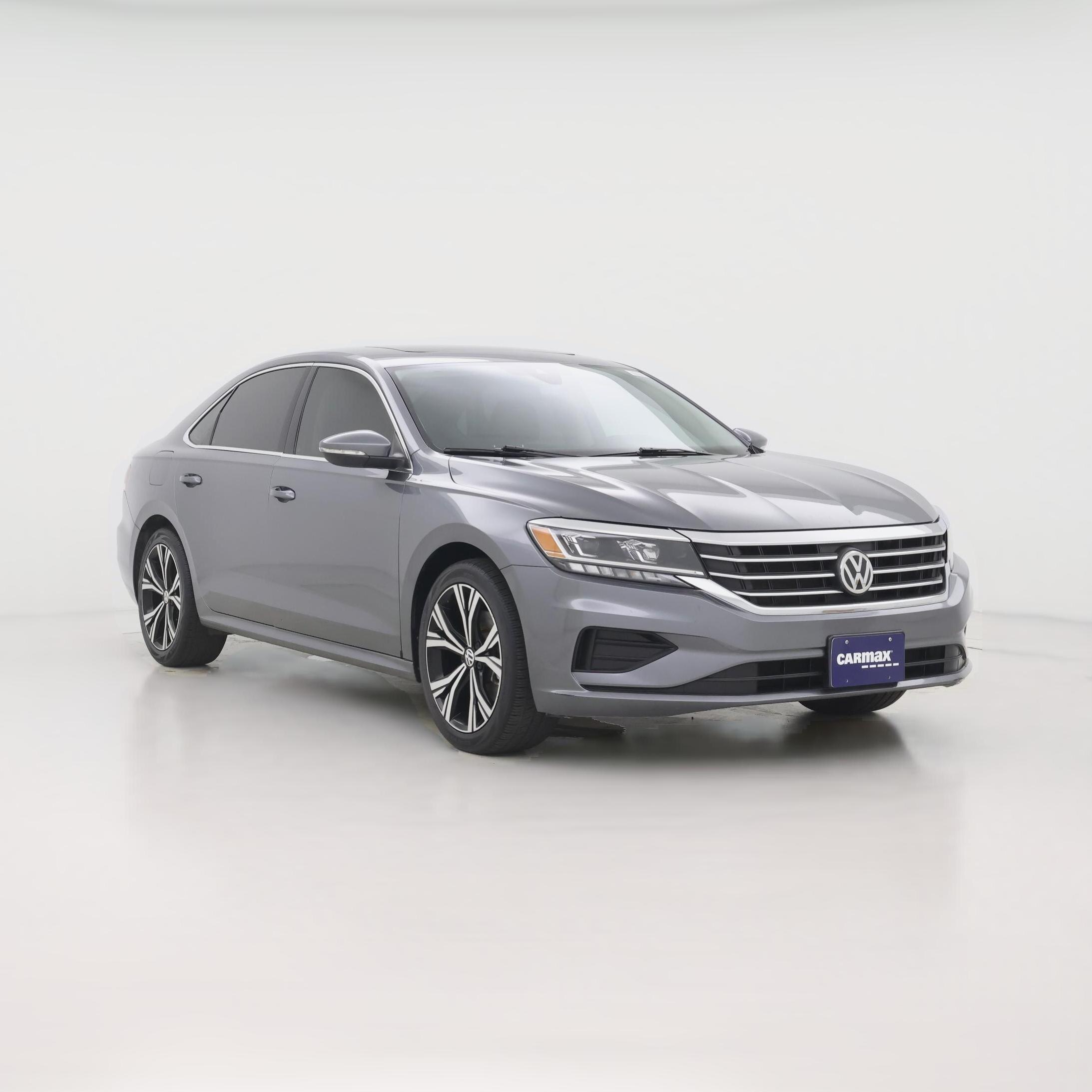 Thumbnail: 2022 Volkswagen Passat - 1