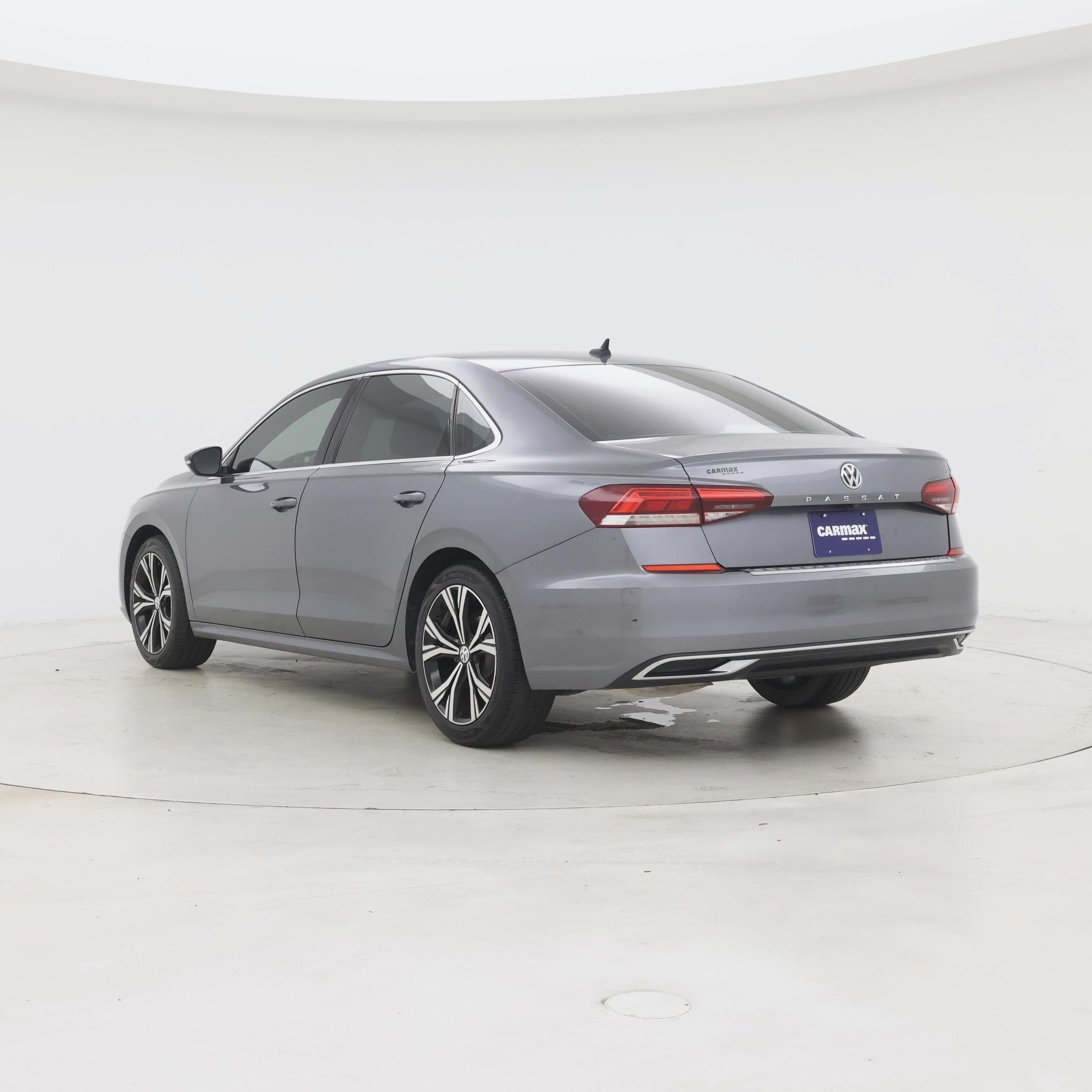 Thumbnail: 2022 Volkswagen Passat - 2