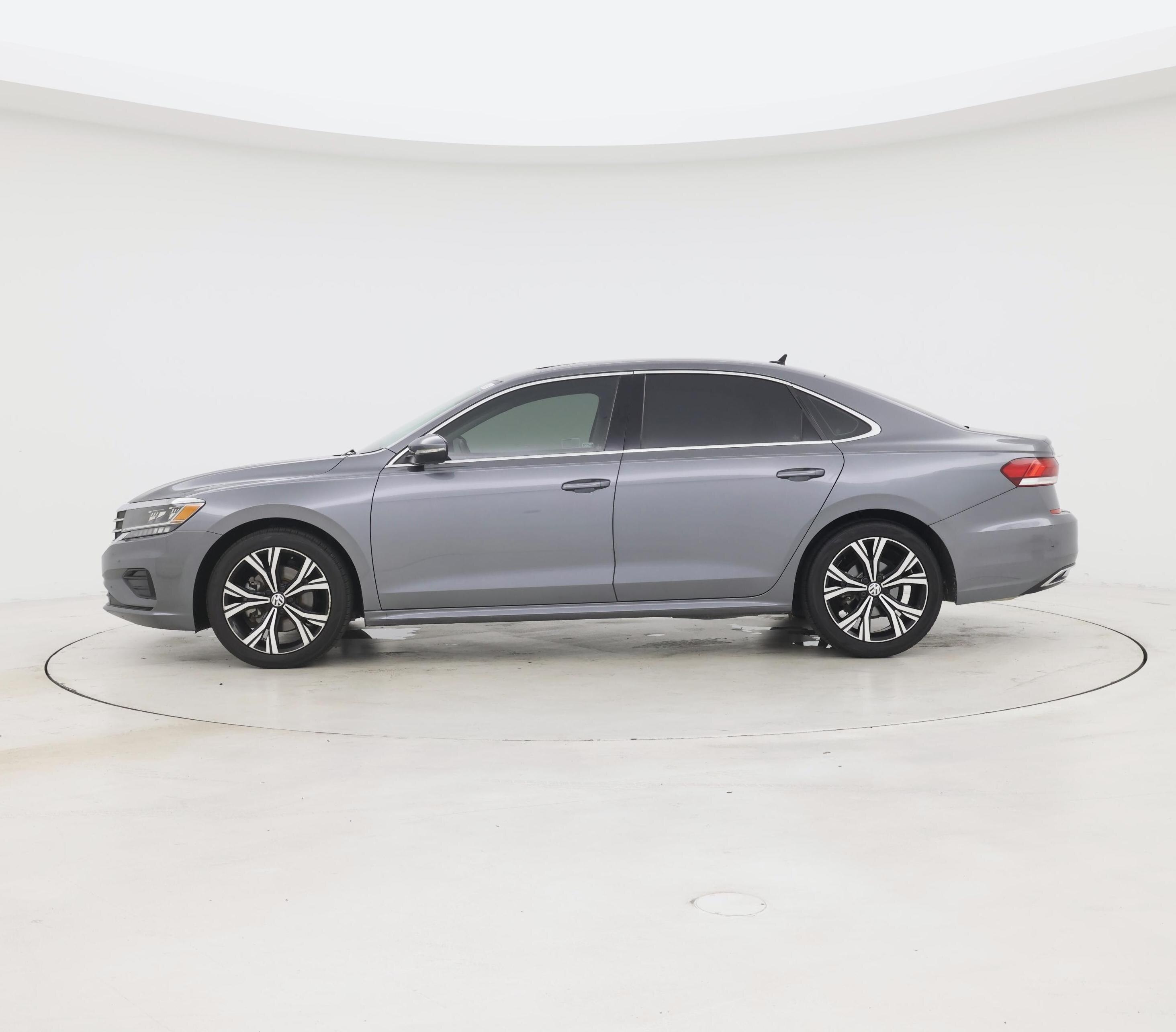 Thumbnail: 2022 Volkswagen Passat - 3