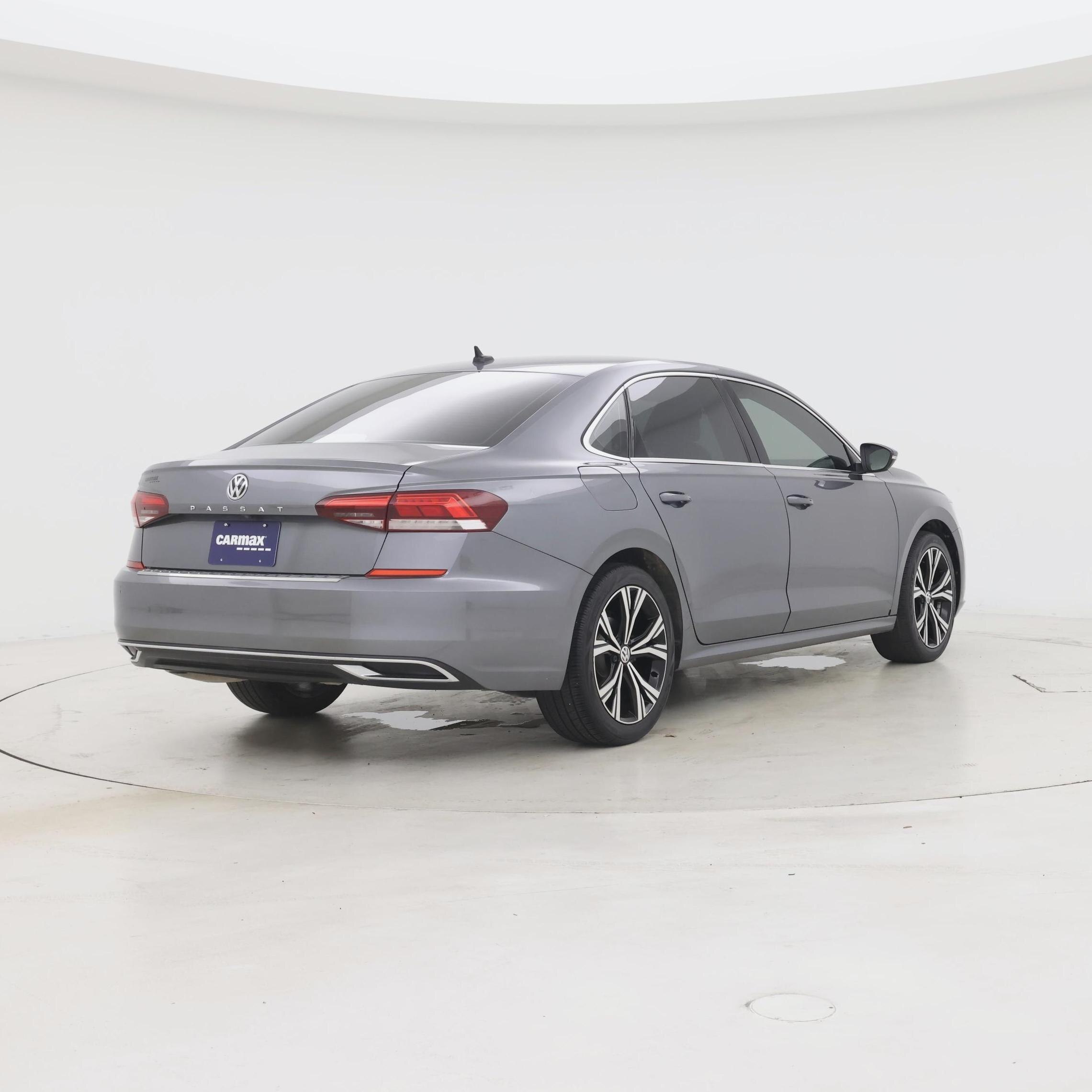 Thumbnail: 2022 Volkswagen Passat - 8