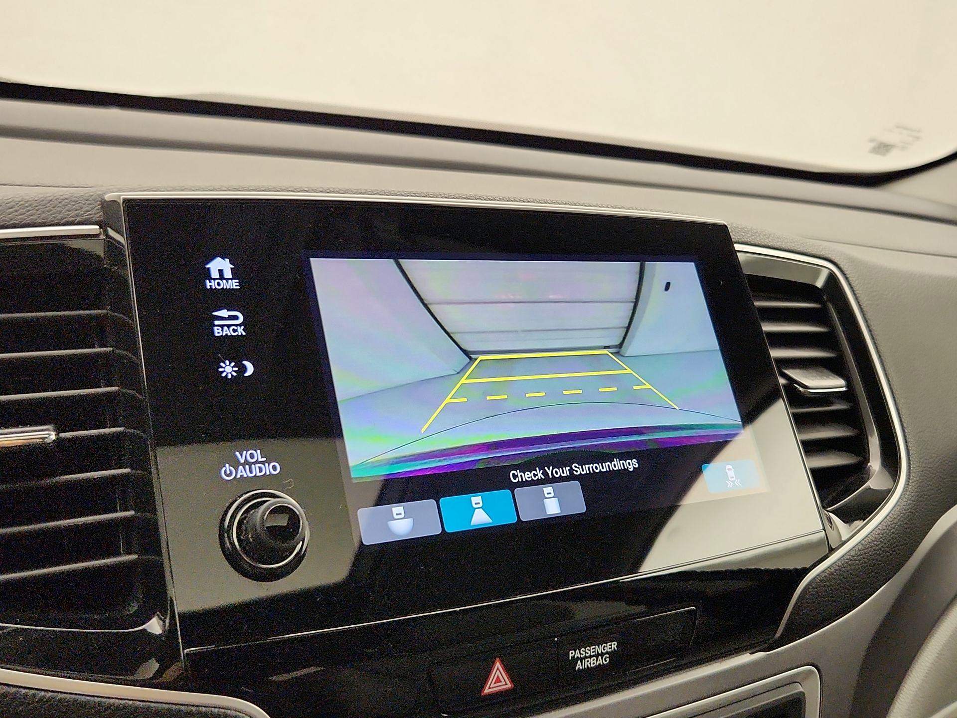 Thumbnail: 2019 Honda Pilot - 14