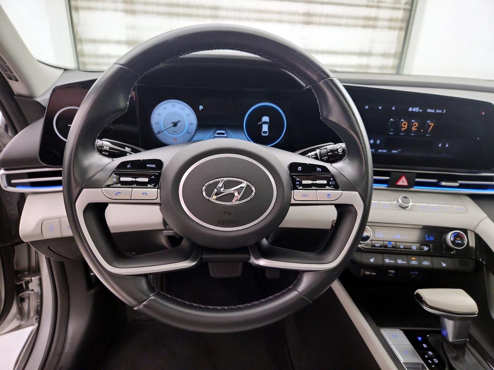 2021 Hyundai Elantra Limited - Photo 11