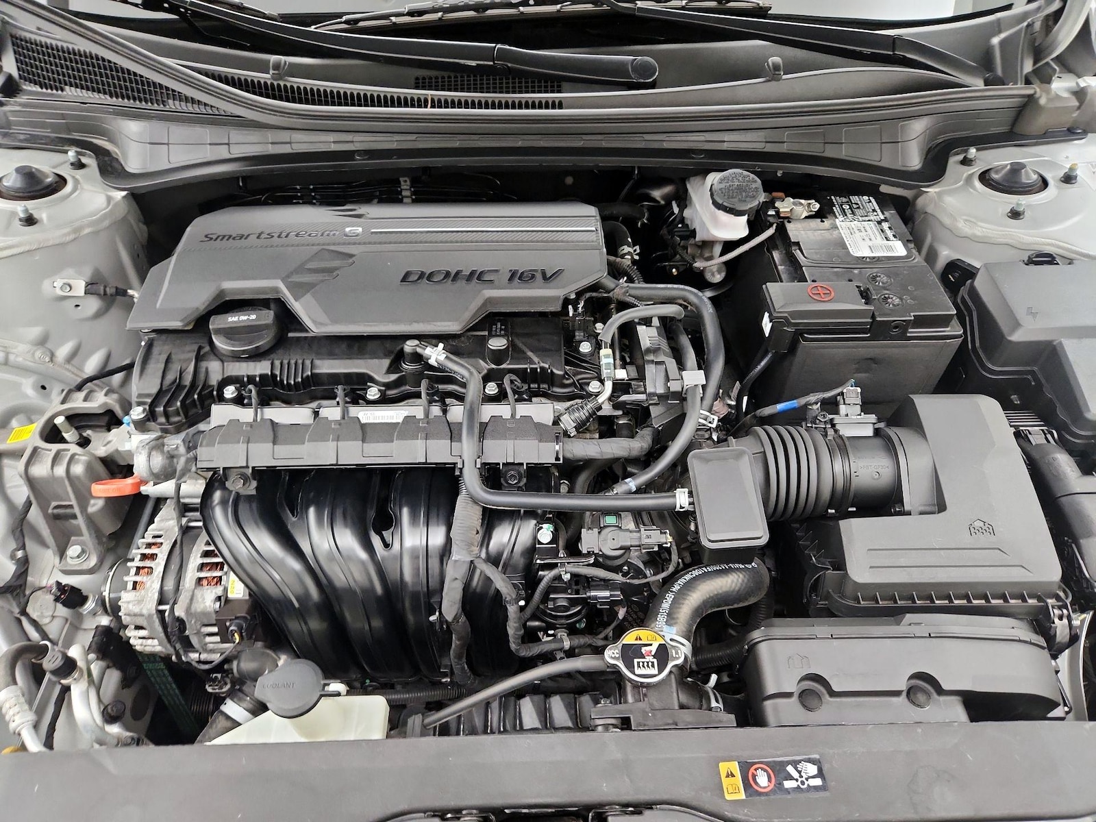 2021 Hyundai Elantra Limited - Photo 23