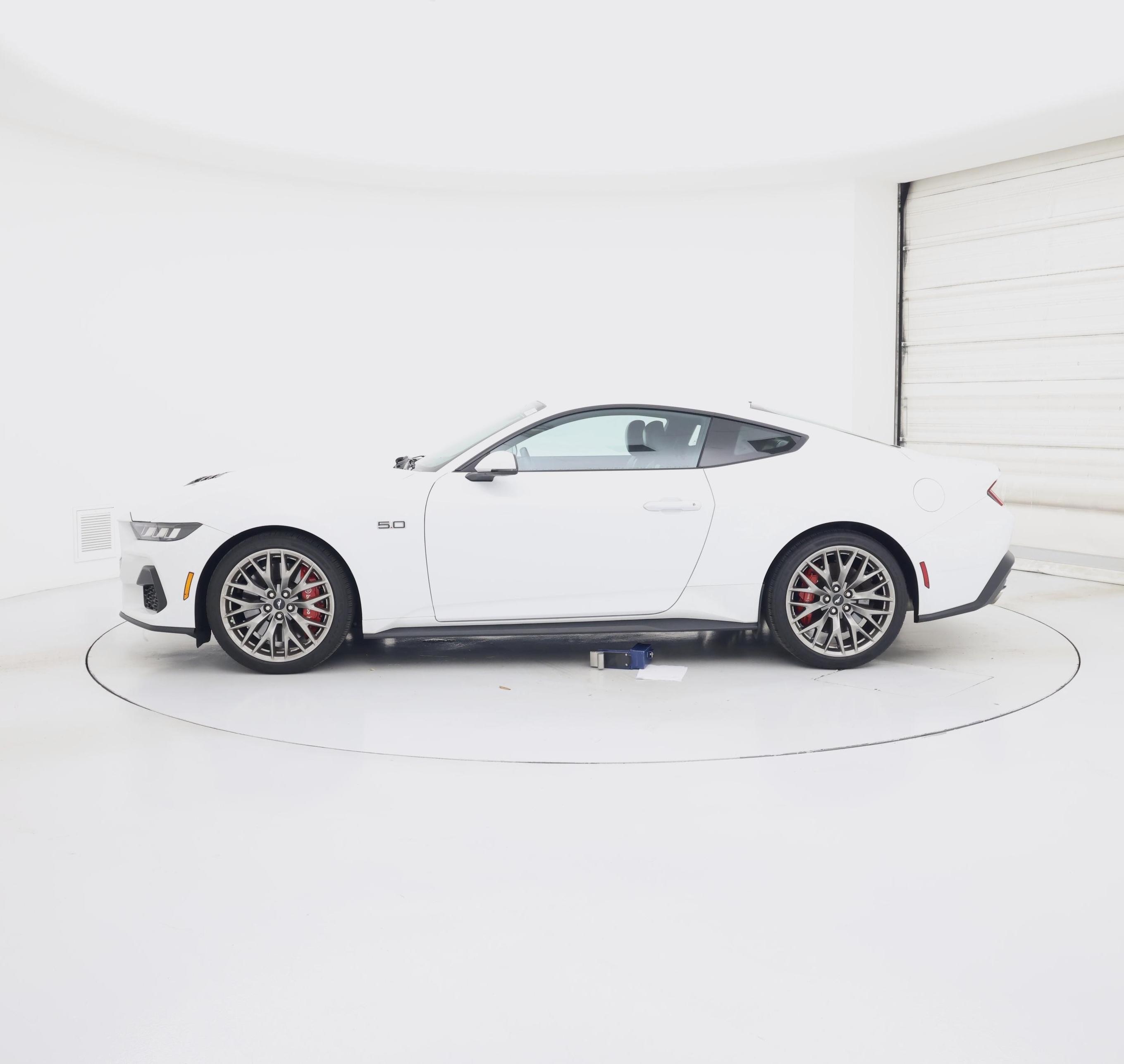 Thumbnail: 2024 Ford Mustang - 3