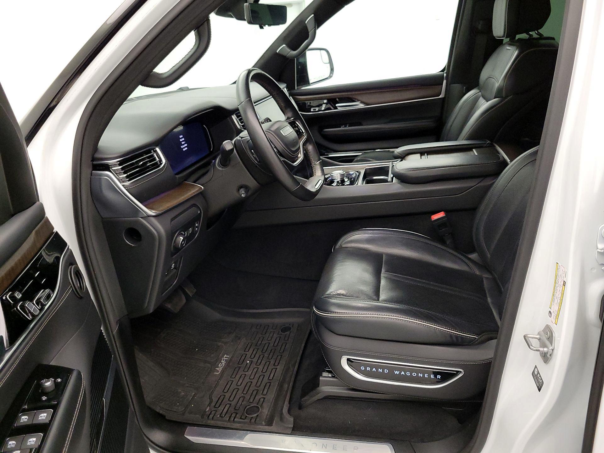 Thumbnail: 2023 Jeep Grand Wagoneer - 11