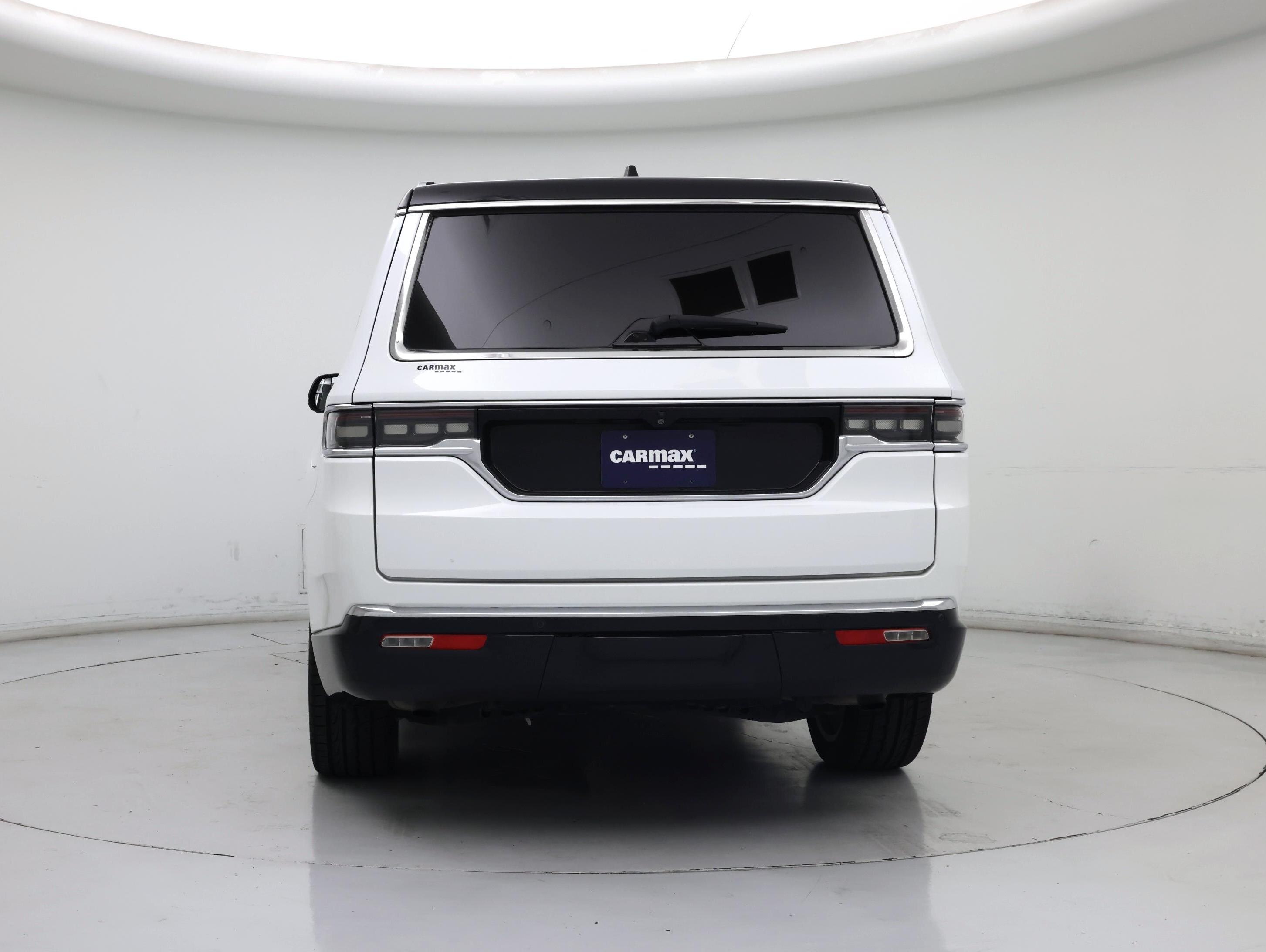 Thumbnail: 2023 Jeep Grand Wagoneer - 6