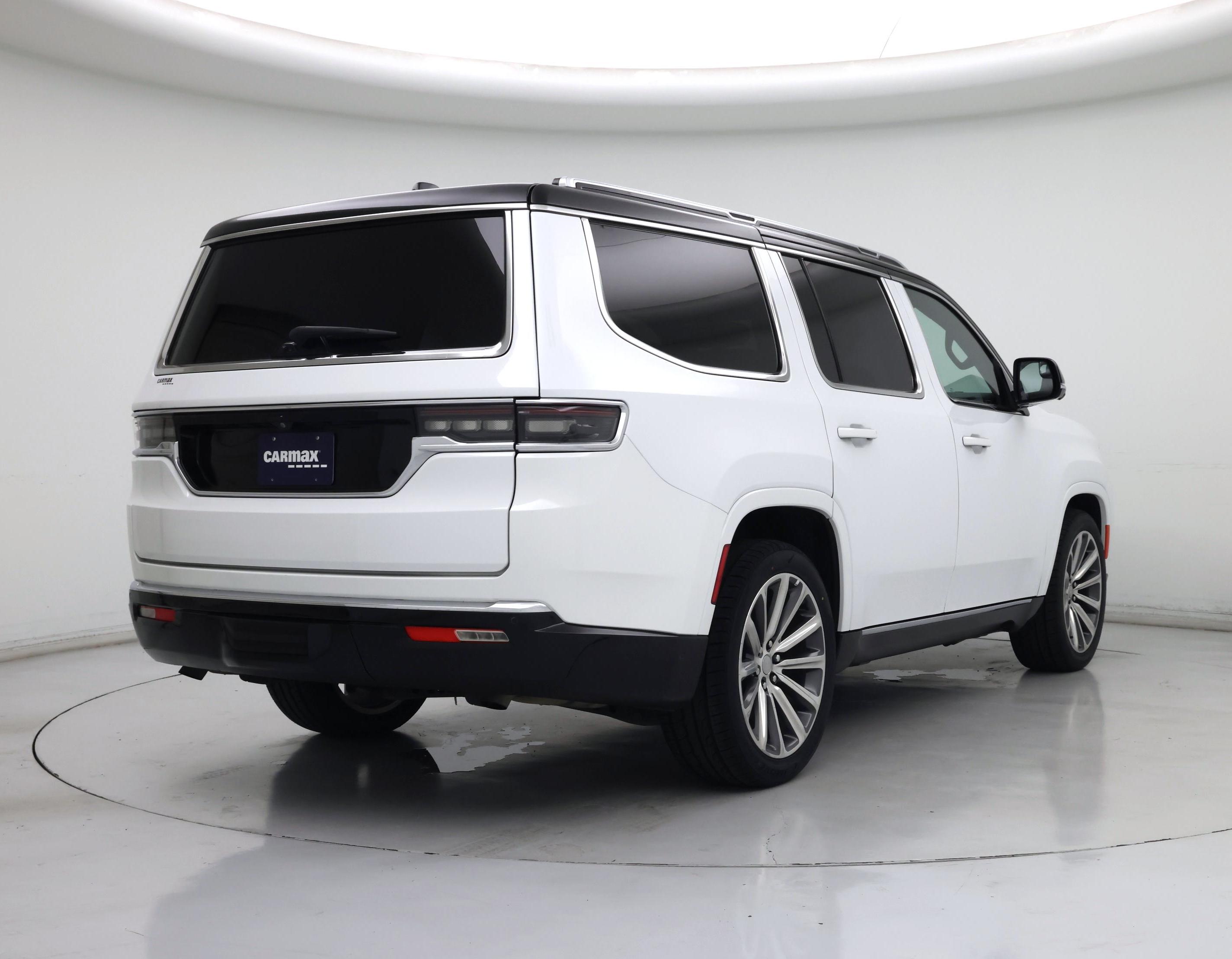 Thumbnail: 2023 Jeep Grand Wagoneer - 8