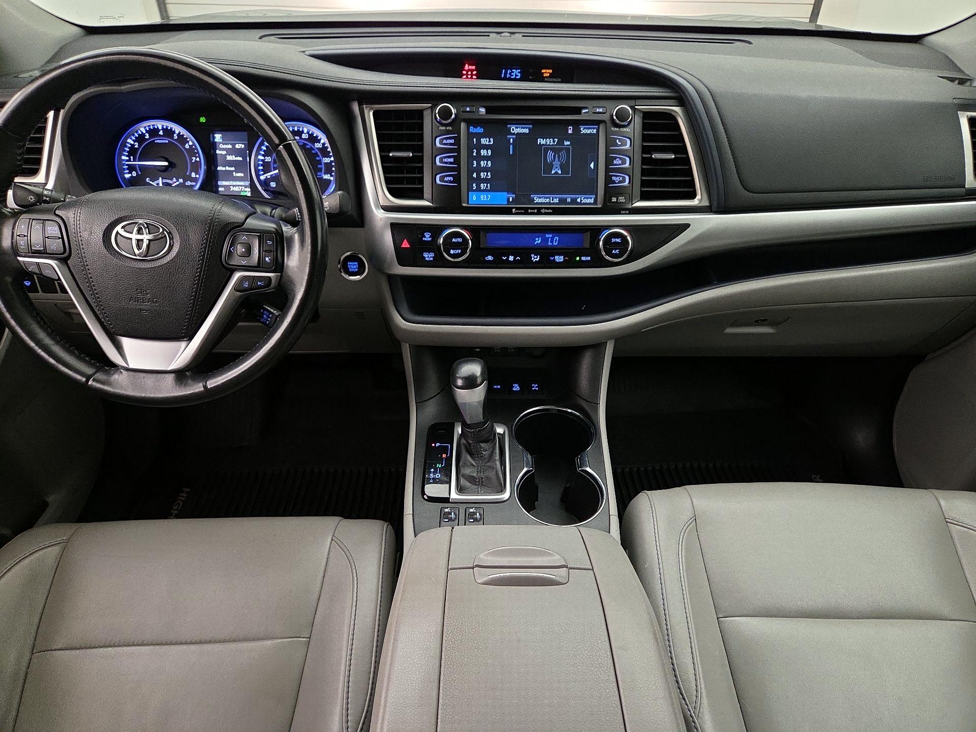Thumbnail: 2018 Toyota Highlander - 9