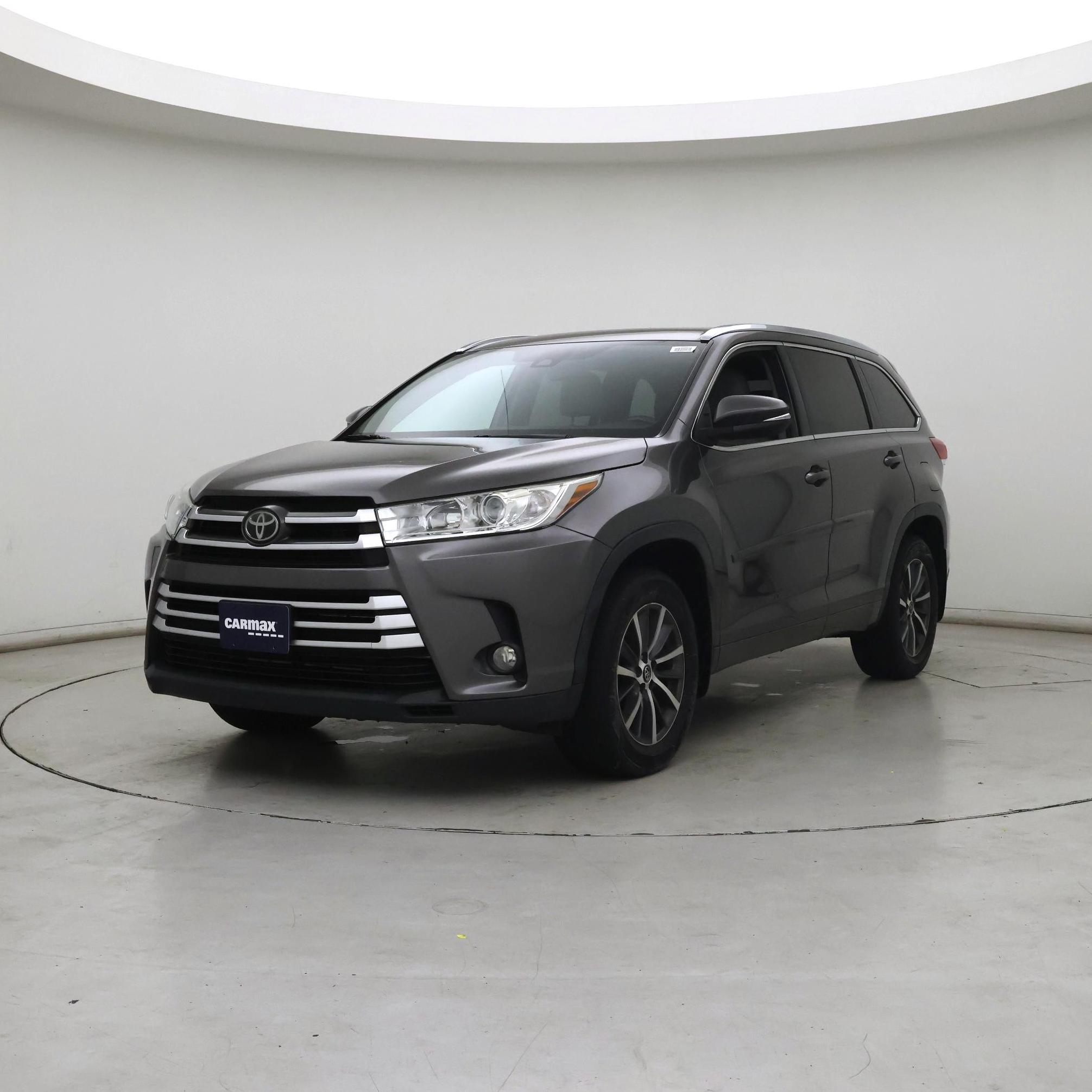 Thumbnail: 2018 Toyota Highlander - 4