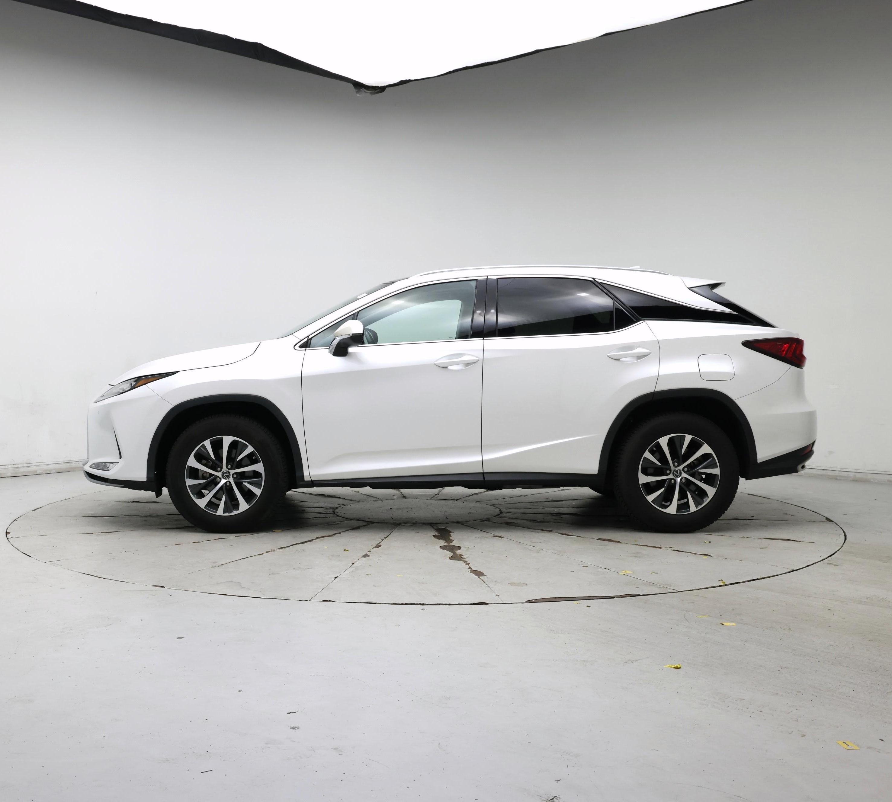 Thumbnail: 2022 Lexus RX - 3