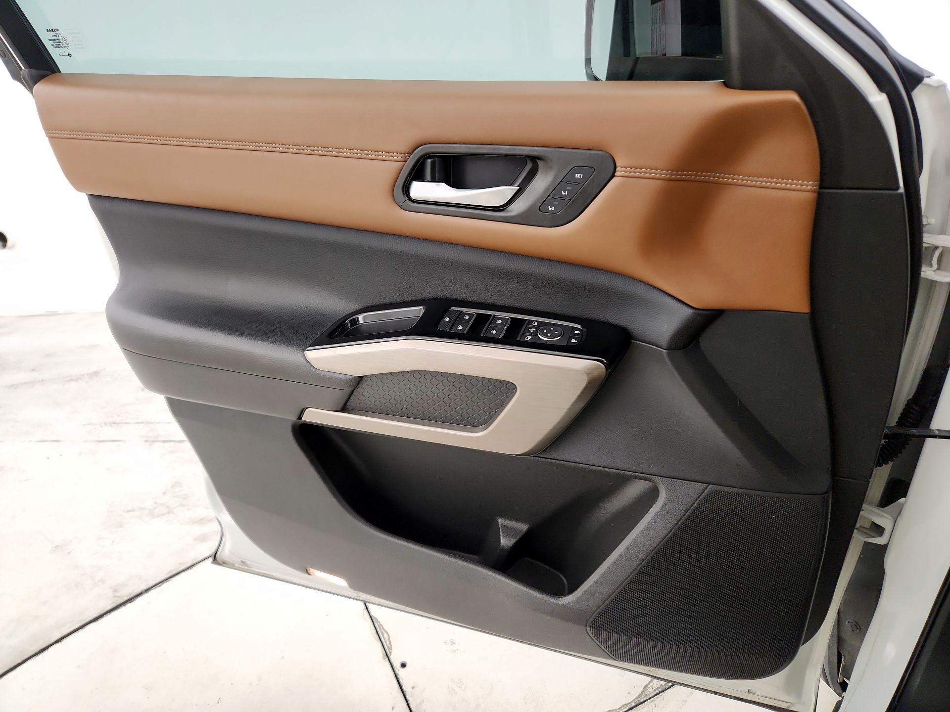Thumbnail: 2022 Nissan Pathfinder - 12