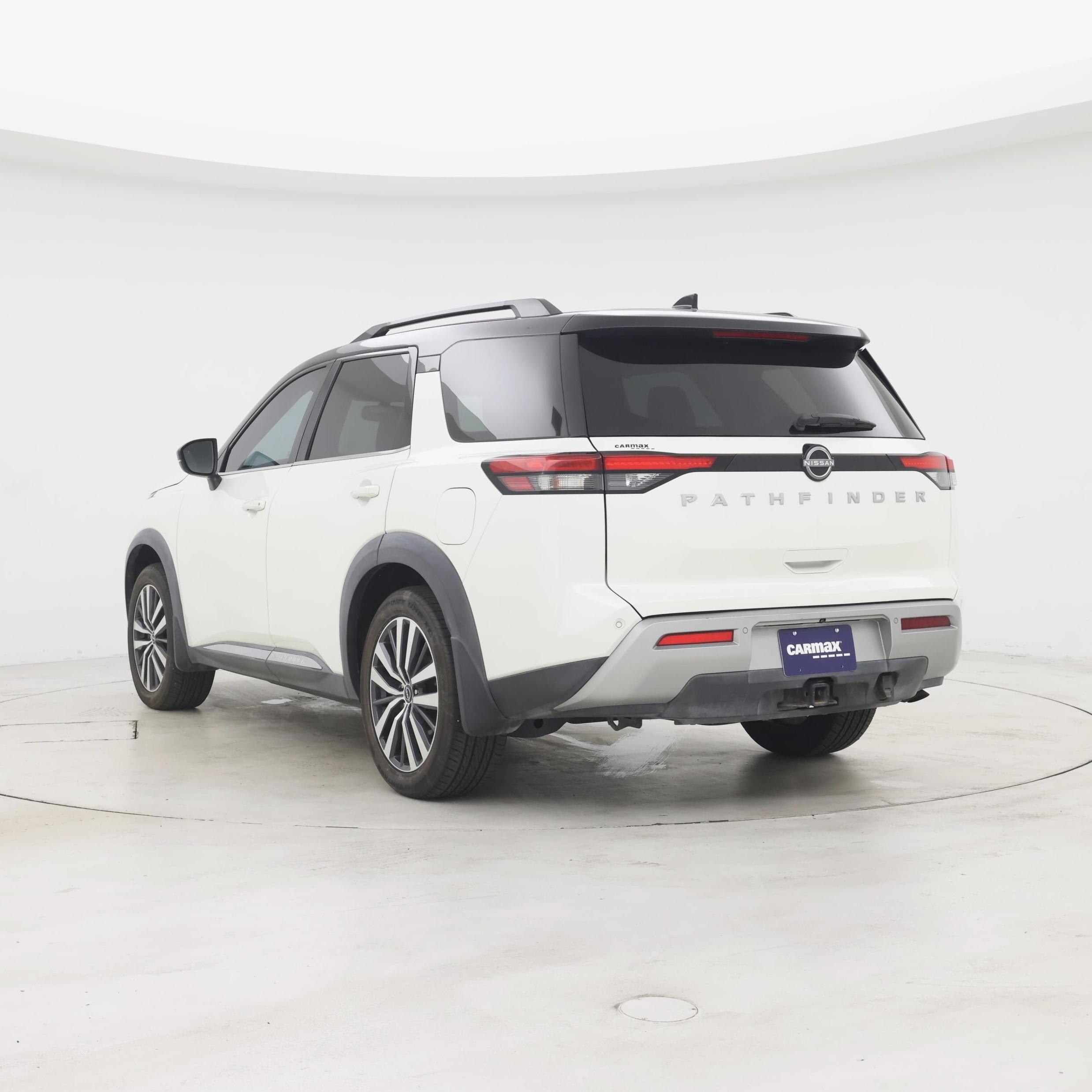Thumbnail: 2022 Nissan Pathfinder - 2