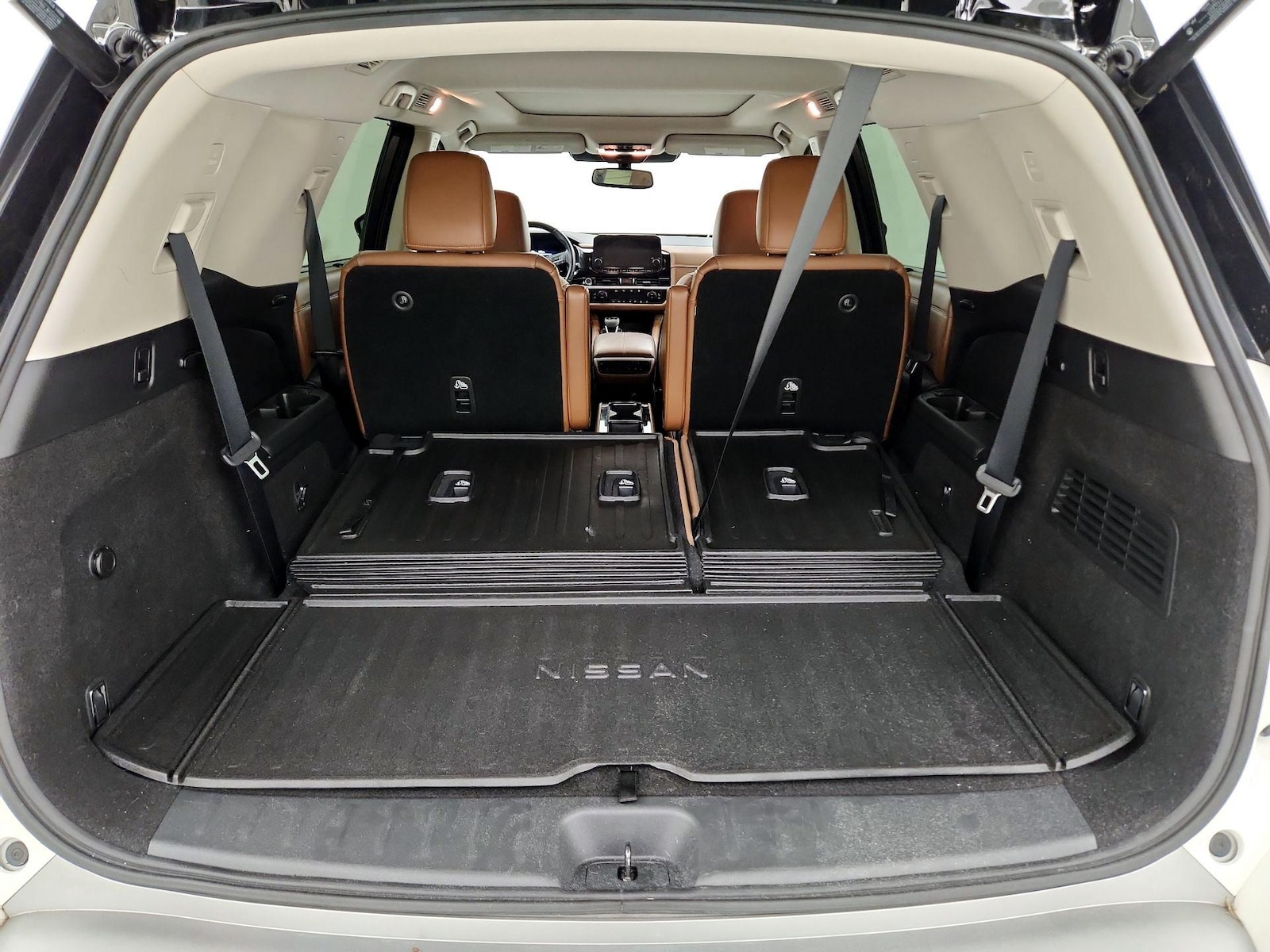 2022 Nissan Pathfinder Platinum - Photo 25