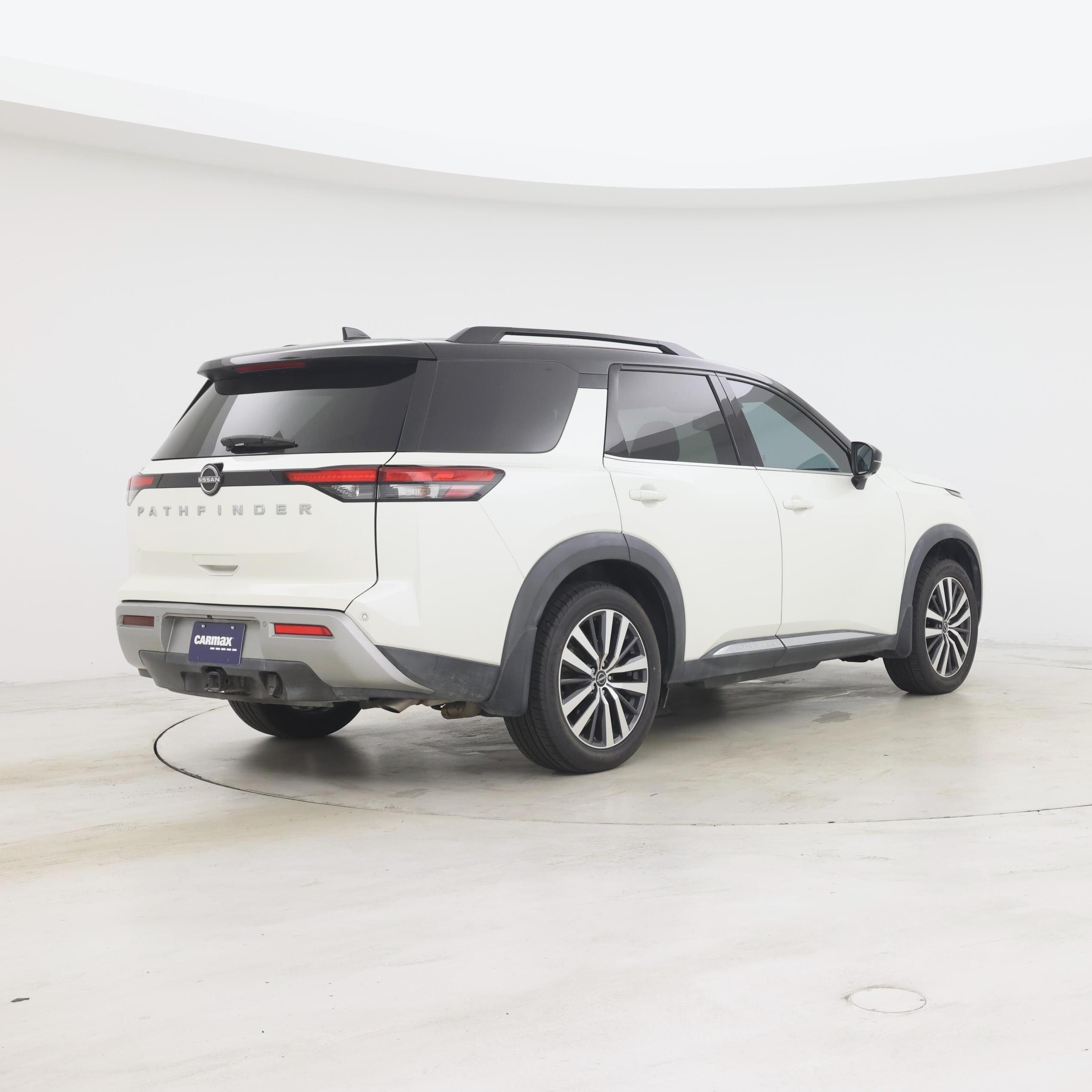 Thumbnail: 2022 Nissan Pathfinder - 8