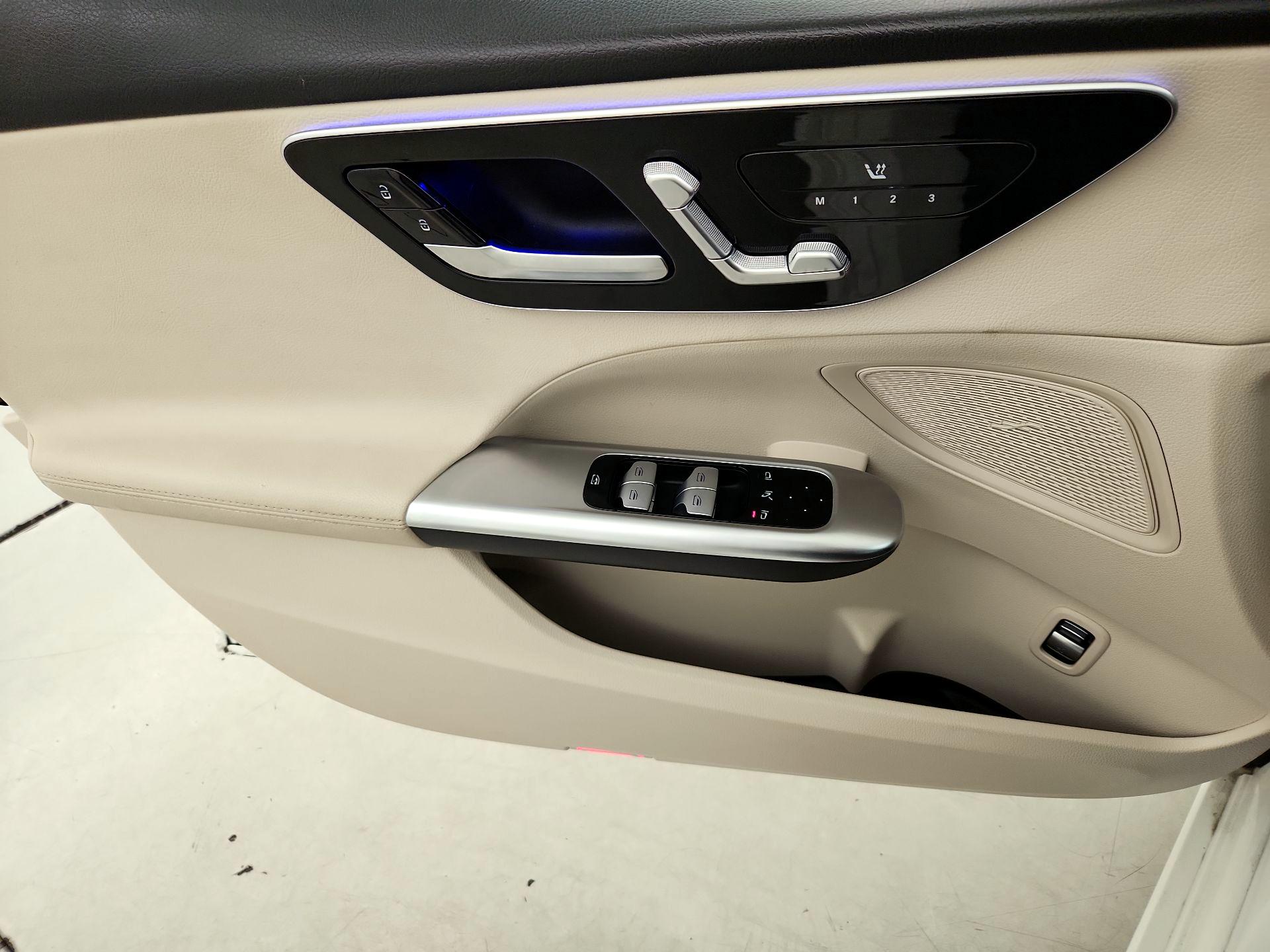 Thumbnail: 2024 Mercedes-Benz C-Class - 12