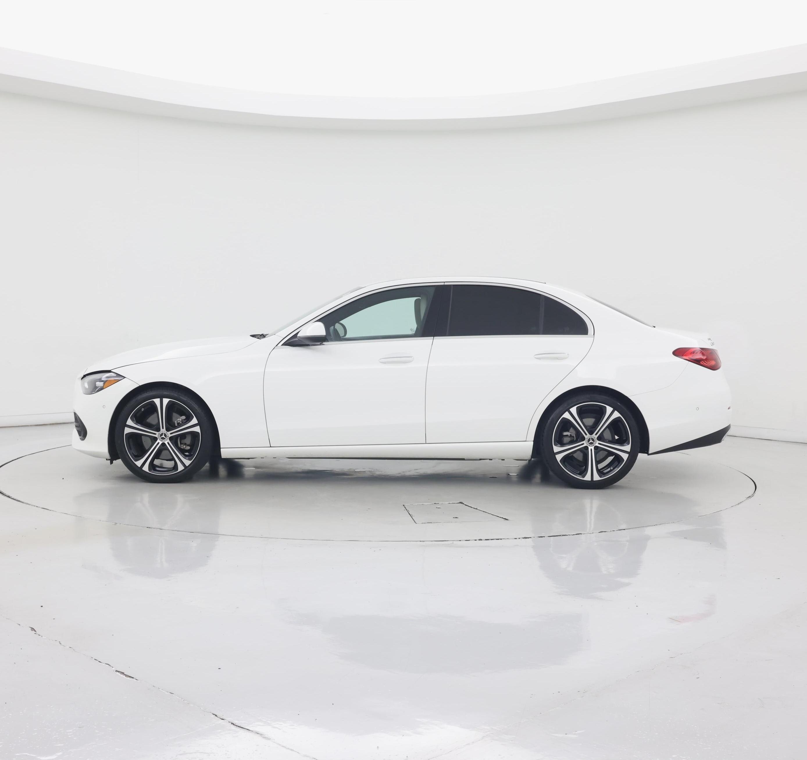 Thumbnail: 2024 Mercedes-Benz C-Class - 3