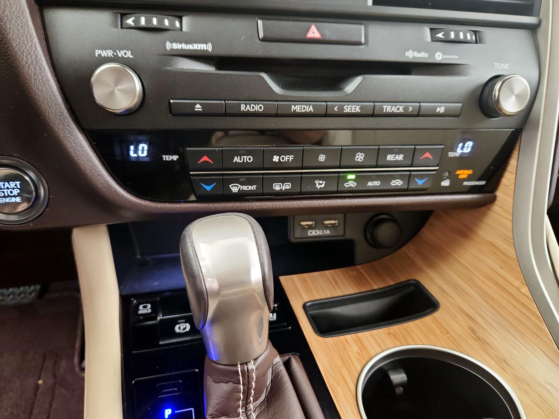Thumbnail: 2020 Lexus RX - 17