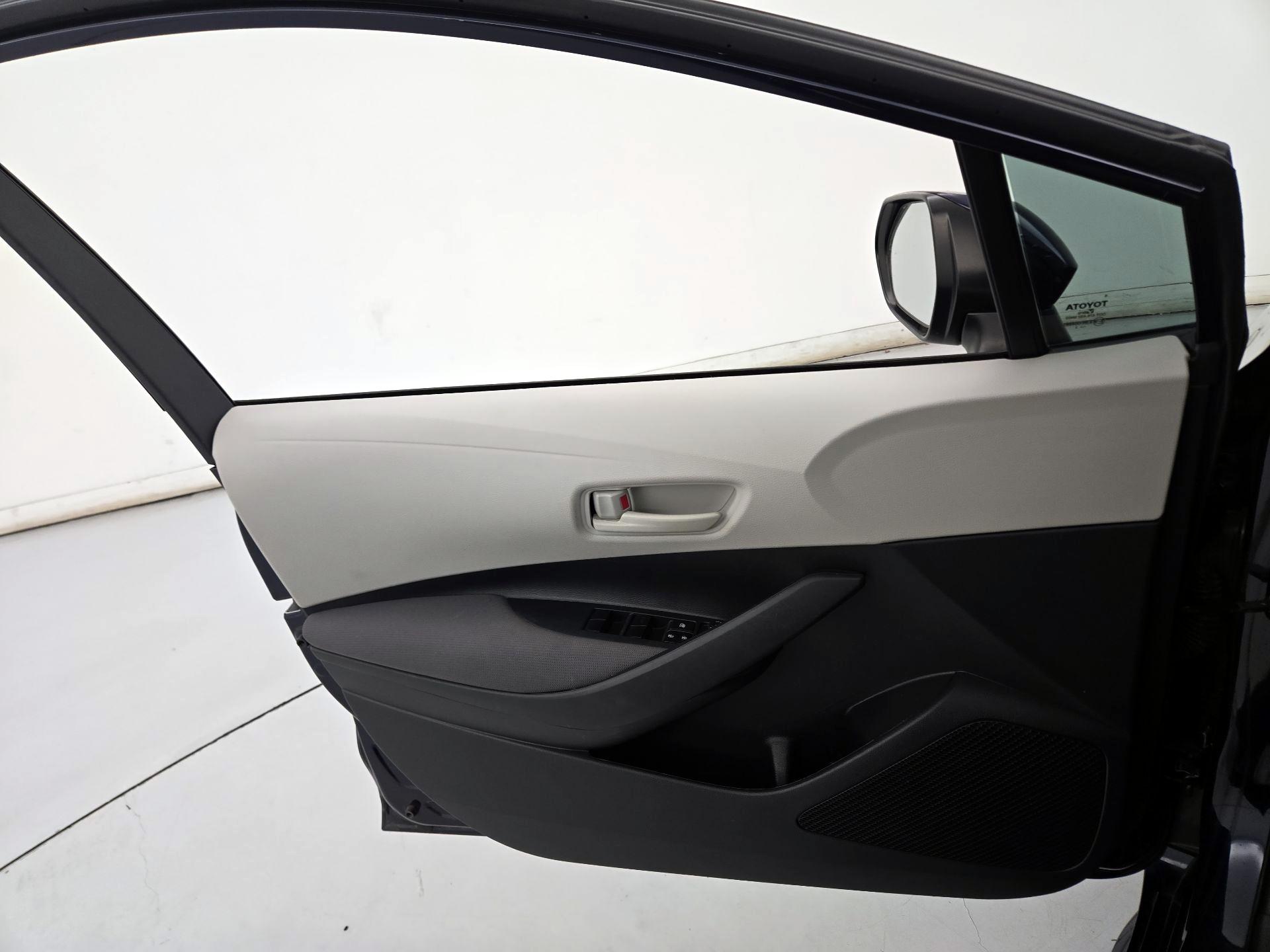 Thumbnail: 2022 Toyota Corolla - 12