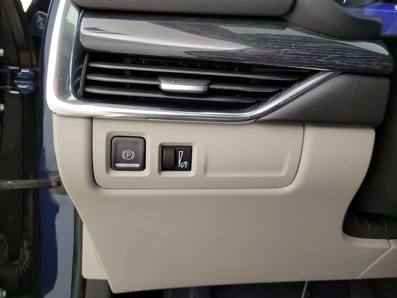 2019 Cadillac XT4 Premium Luxury - Photo 14