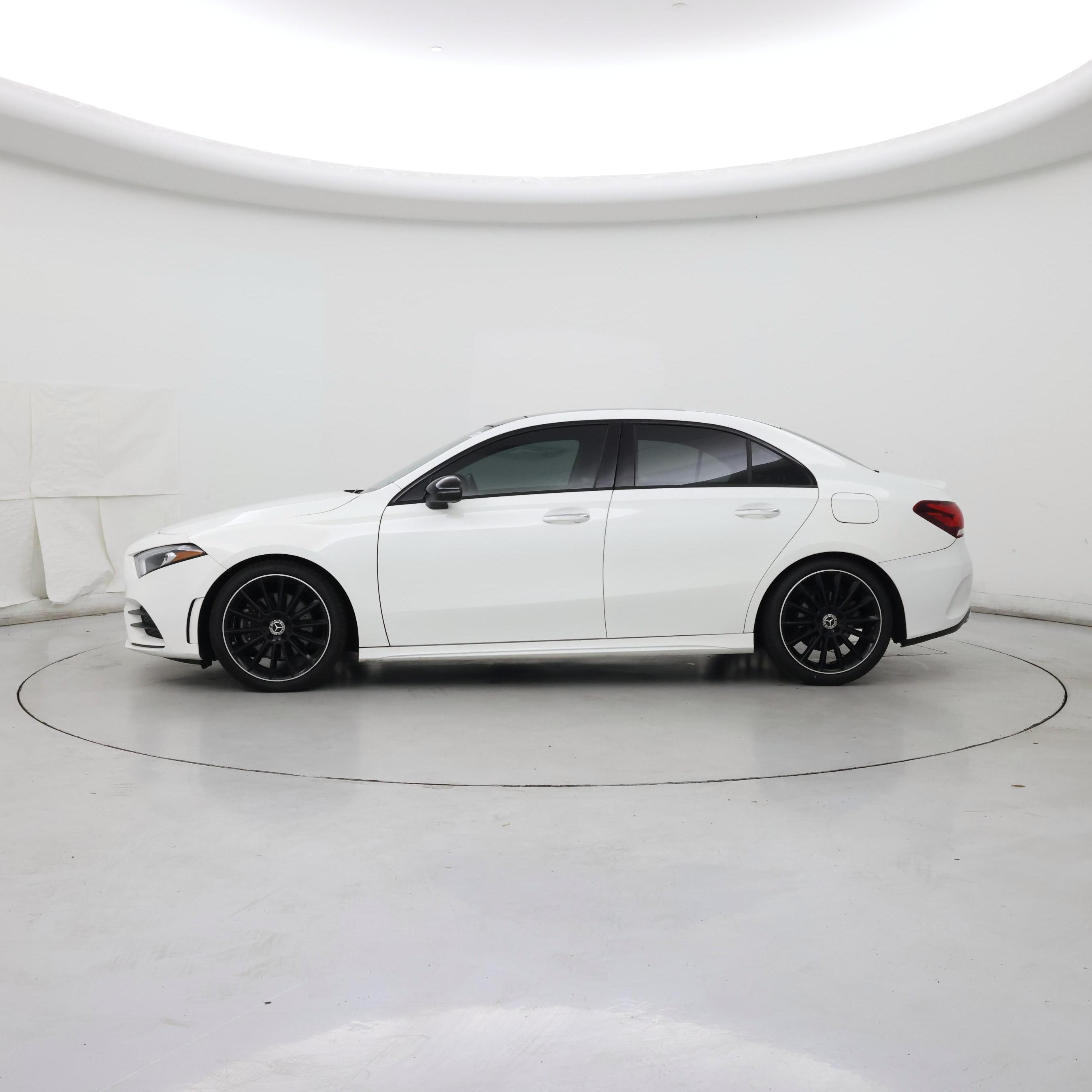 Thumbnail: 2019 Mercedes-Benz A-Class - 3
