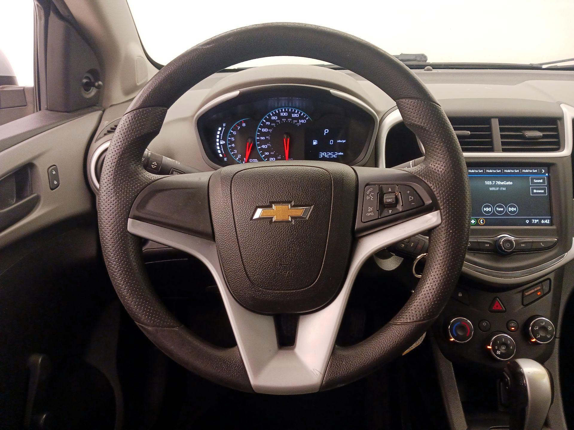 Thumbnail: 2018 Chevrolet Sonic - 10