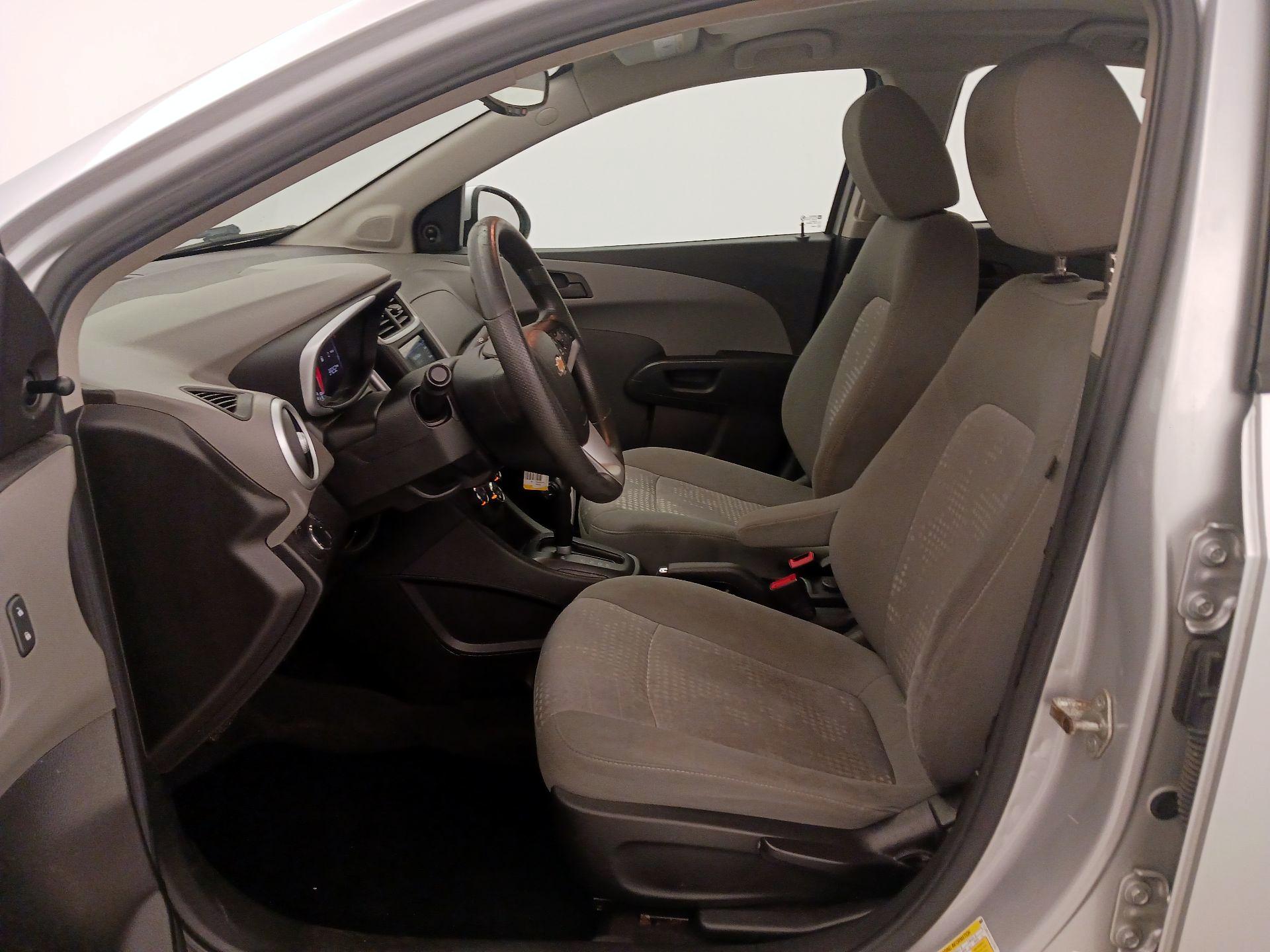 Thumbnail: 2018 Chevrolet Sonic - 11