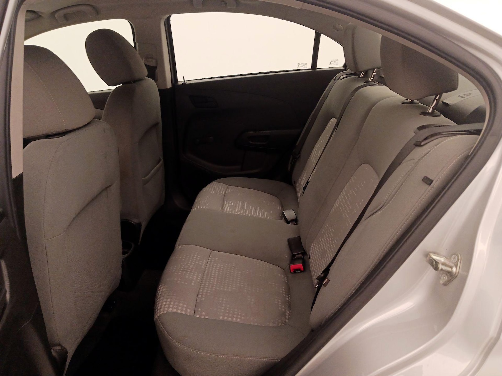 2018 Chevrolet Sonic LS - Photo 20