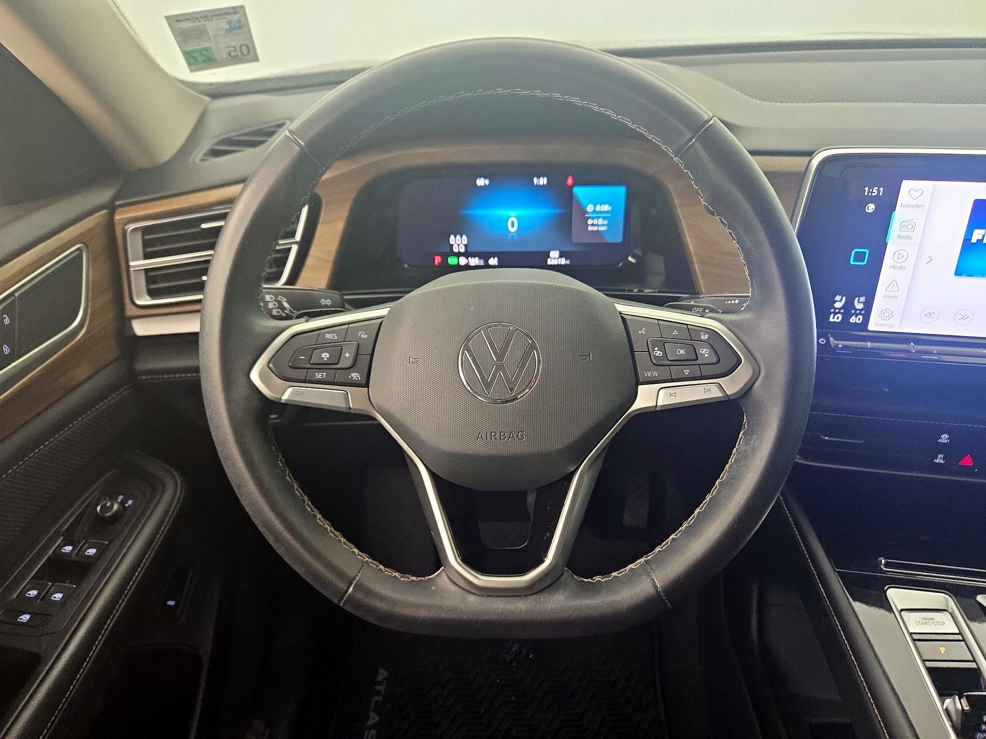 Thumbnail: 2024 Volkswagen Atlas - 10
