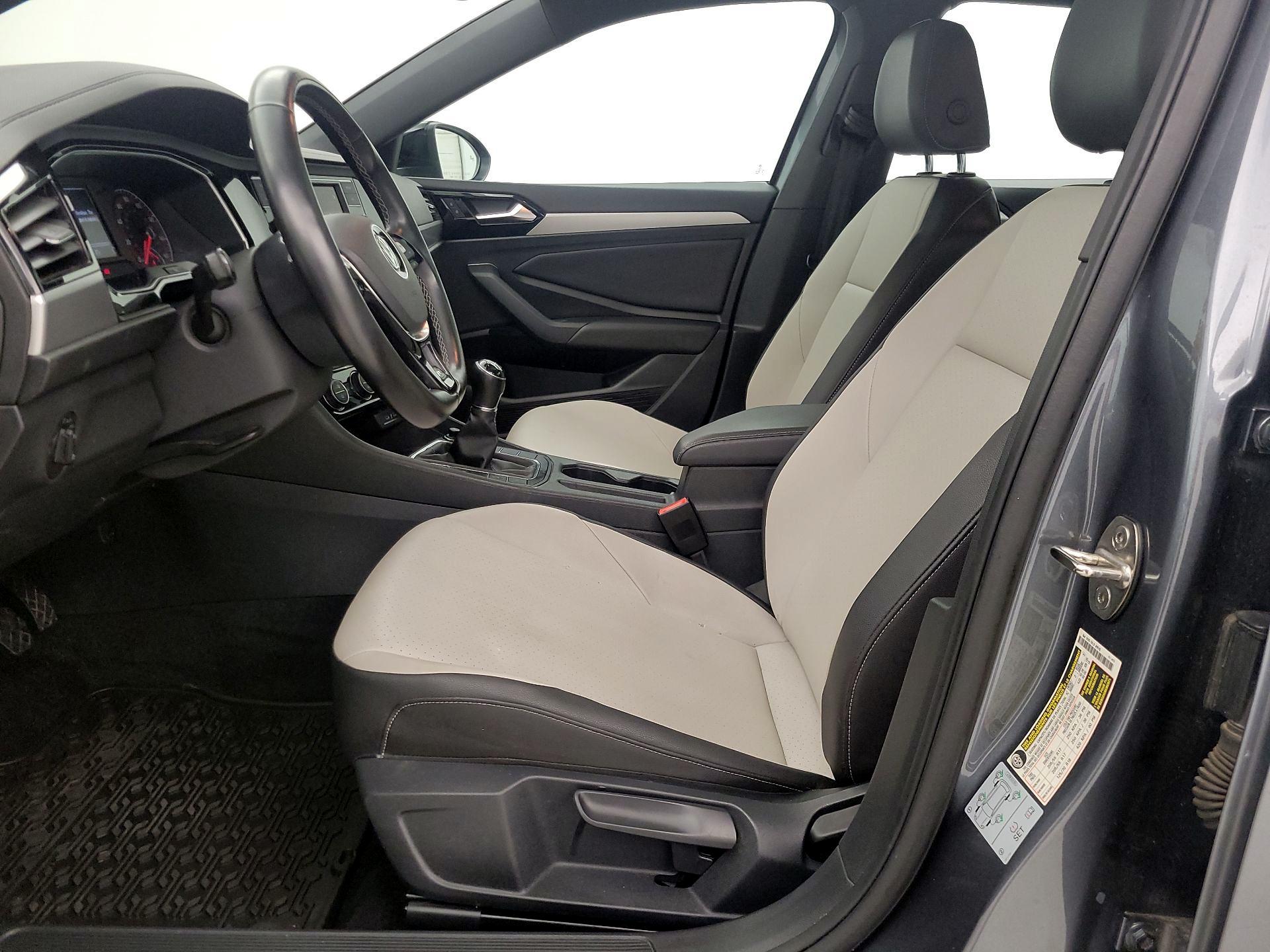 Thumbnail: 2020 Volkswagen Jetta - 11
