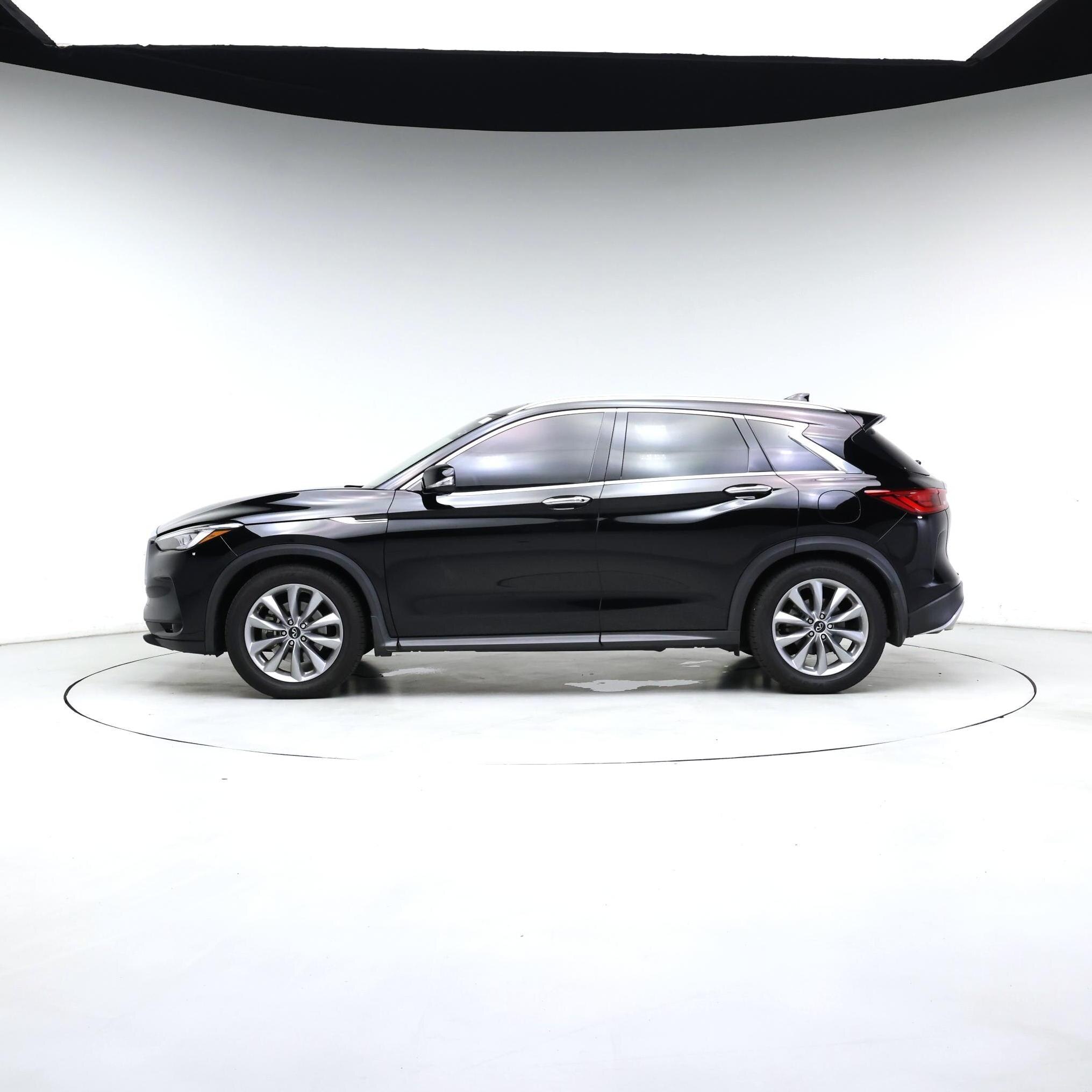 Thumbnail: 2020 INFINITI QX50 - 3