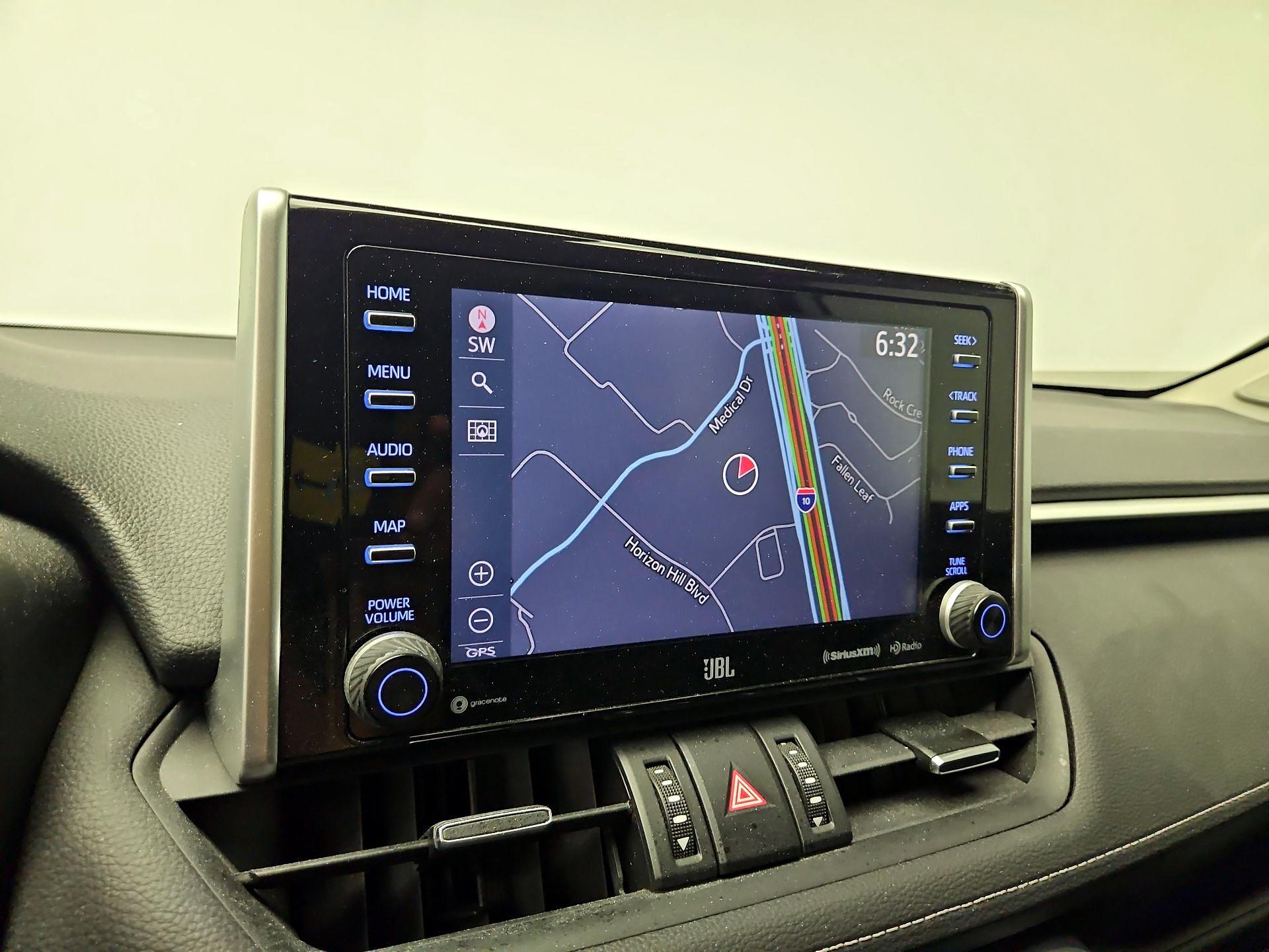 Thumbnail: 2021 Toyota RAV4 - 14