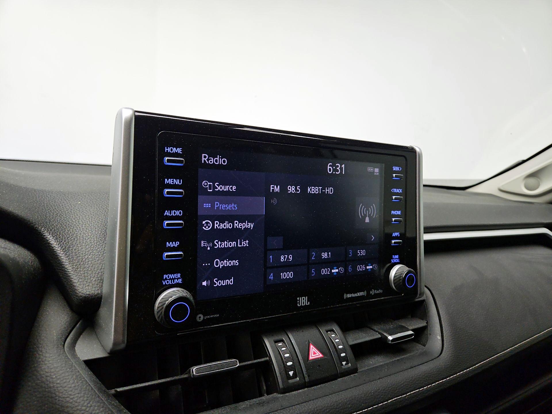 Thumbnail: 2021 Toyota RAV4 - 16