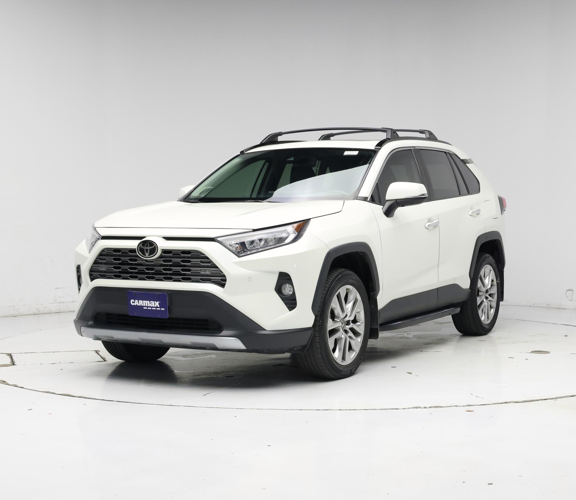 Thumbnail: 2021 Toyota RAV4 - 4