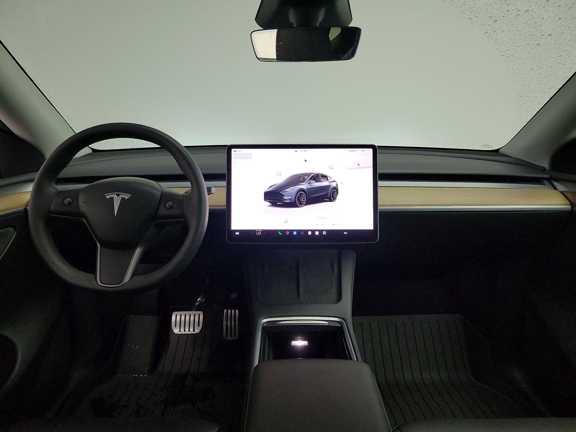 Thumbnail: 2024 Tesla Model Y - 9