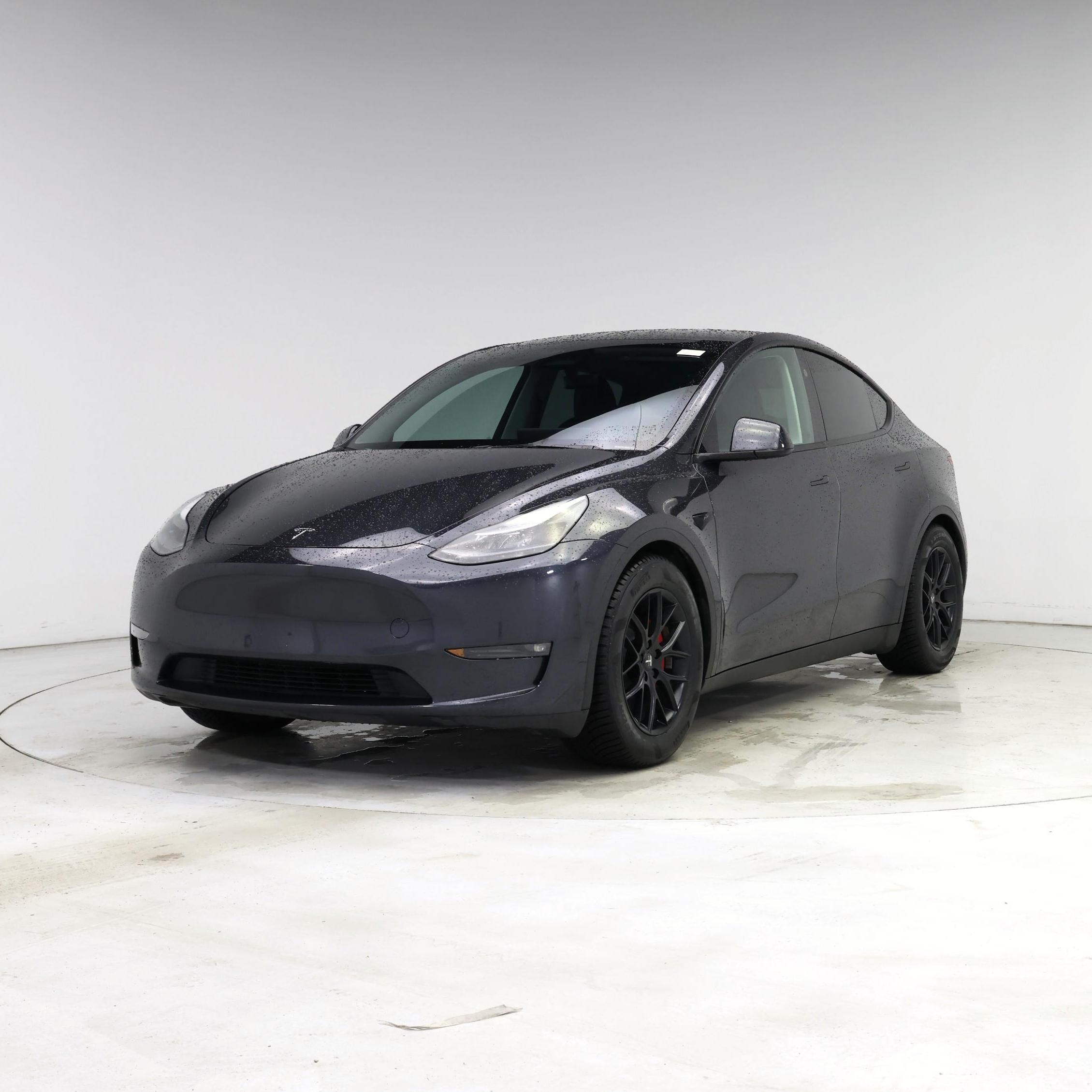 Thumbnail: 2024 Tesla Model Y - 4