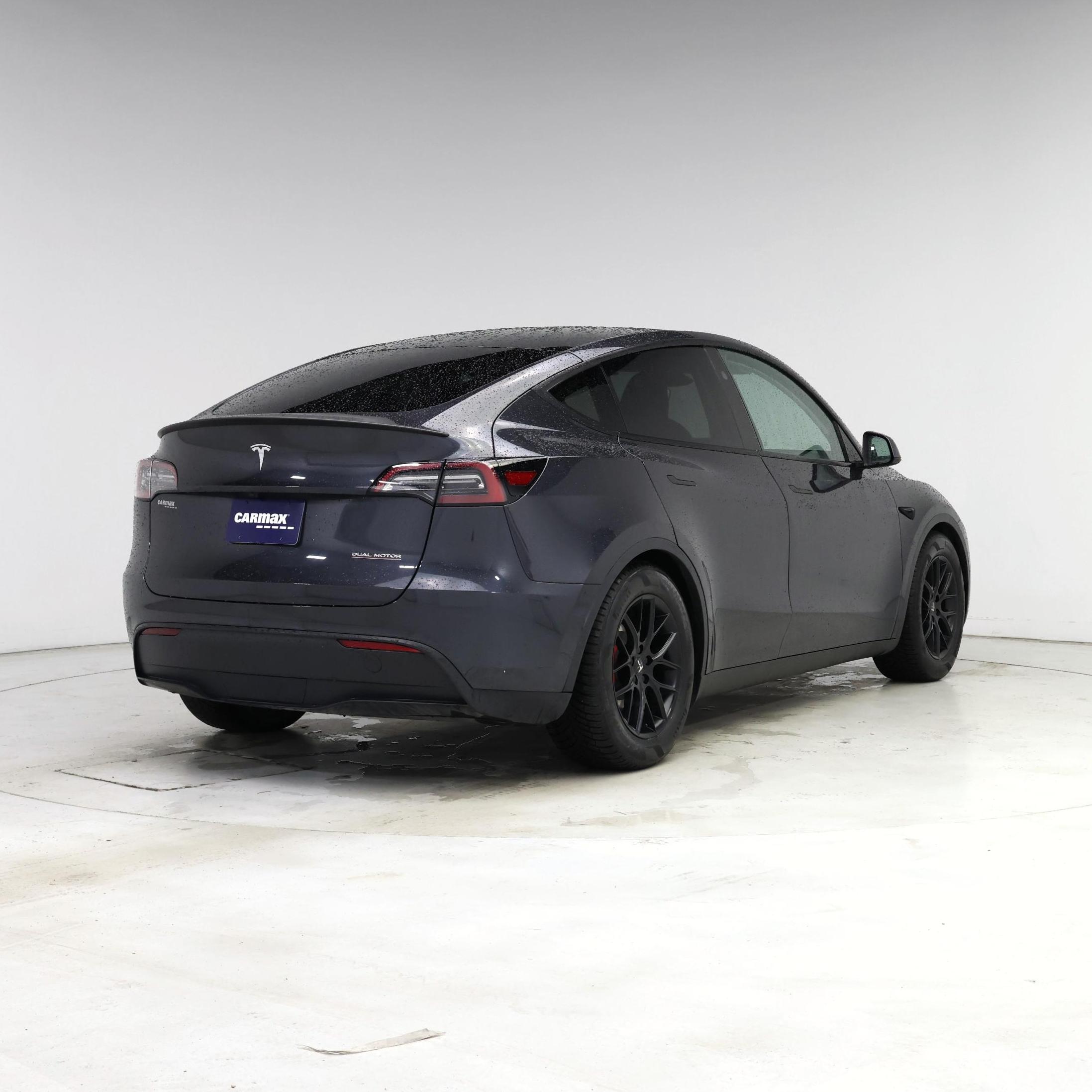 Thumbnail: 2024 Tesla Model Y - 8