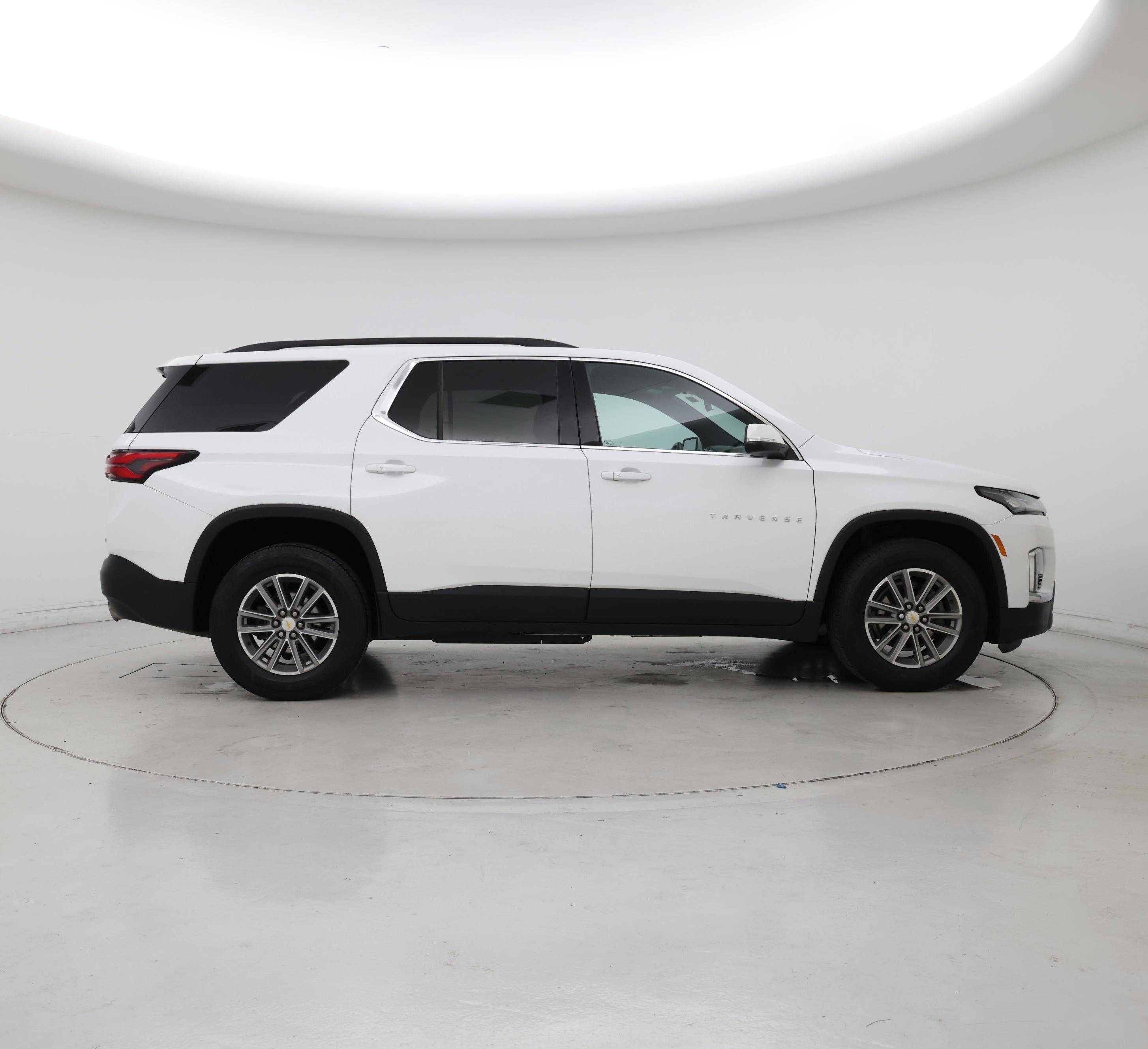 Thumbnail: 2022 Chevrolet Traverse - 7