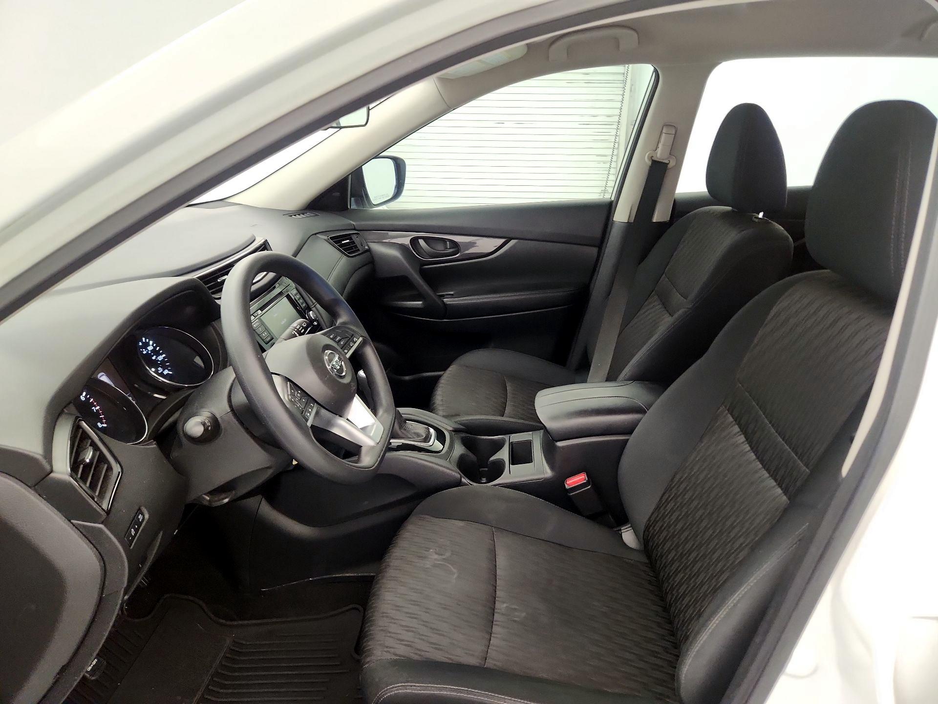 Thumbnail: 2020 Nissan Rogue - 11