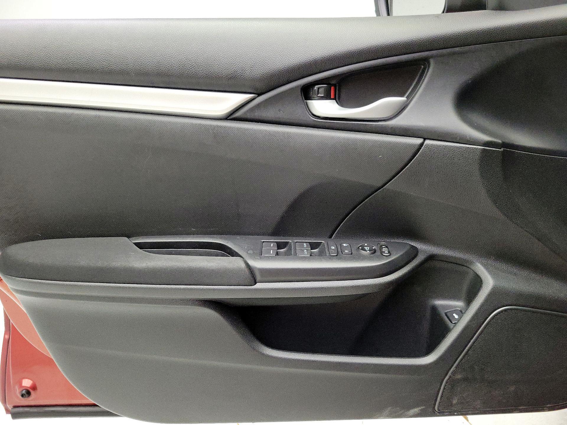 Thumbnail: 2019 Honda Civic - 12