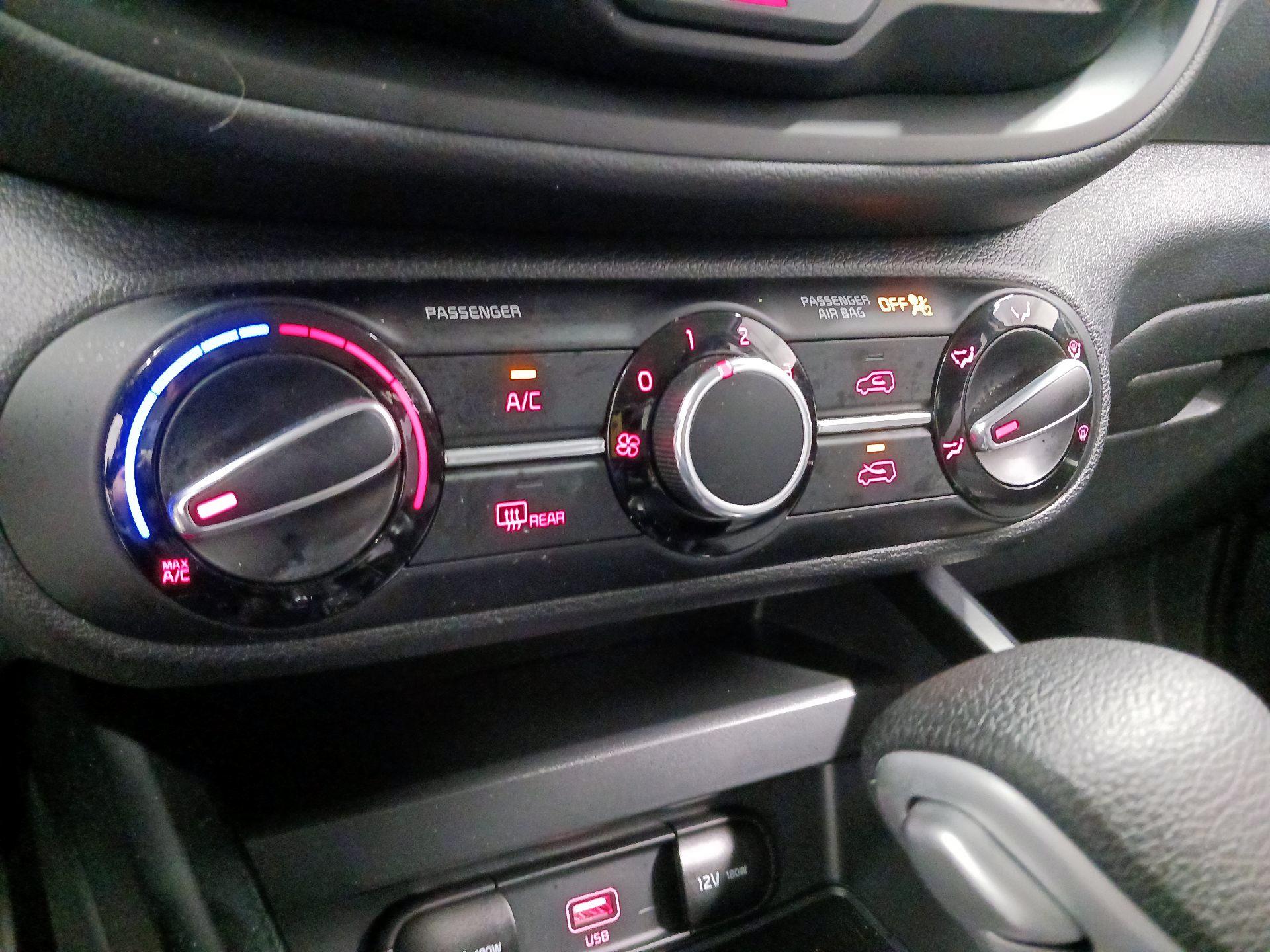 Thumbnail: 2021 Kia Soul - 15