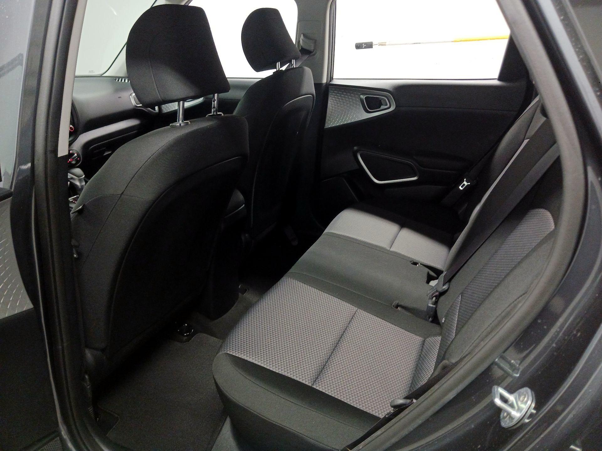 Thumbnail: 2021 Kia Soul - 18