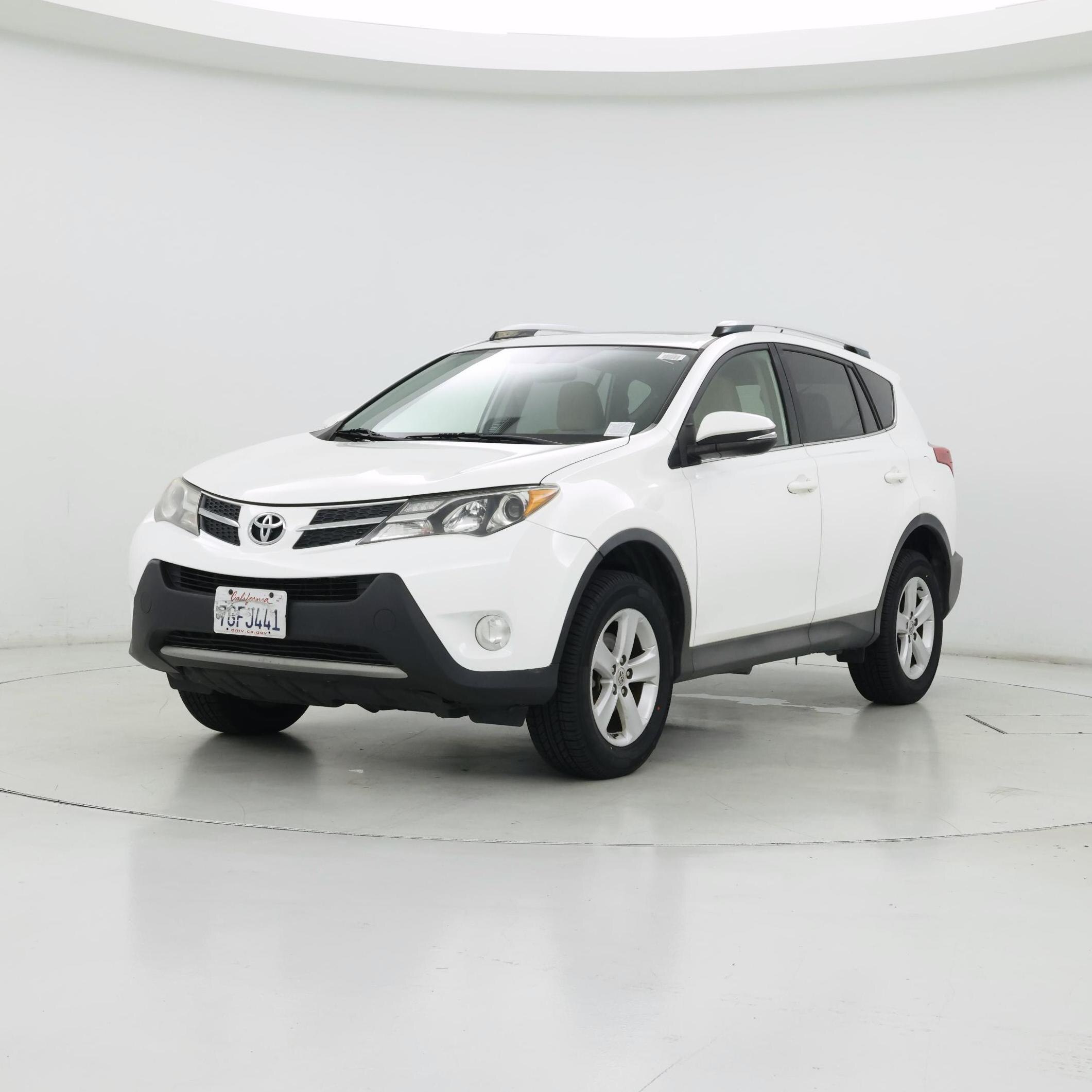 Thumbnail: 2014 Toyota RAV4 - 4