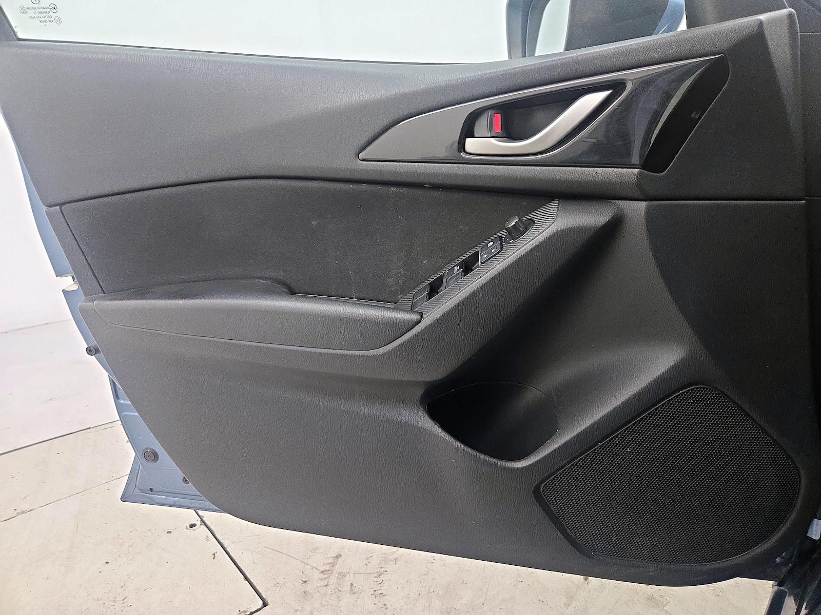 2016 Mazda MAZDA3 i Touring - Photo 13