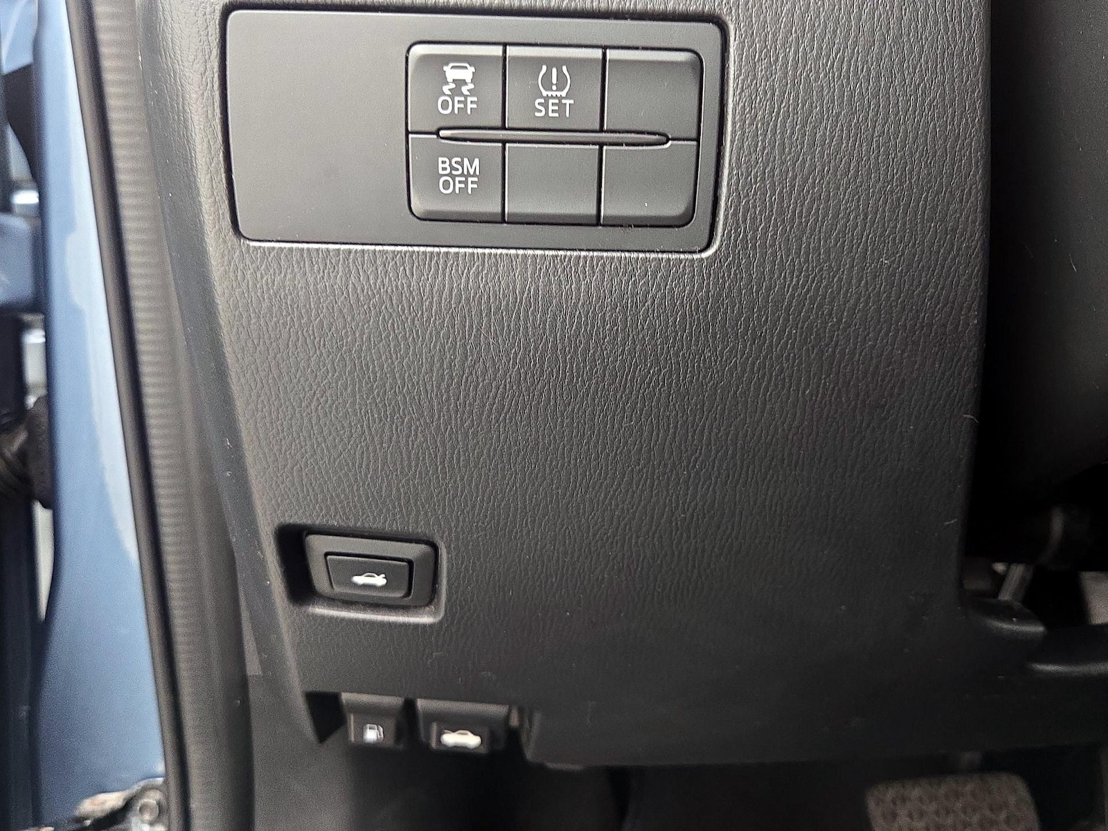 2016 Mazda MAZDA3 i Touring - Photo 14