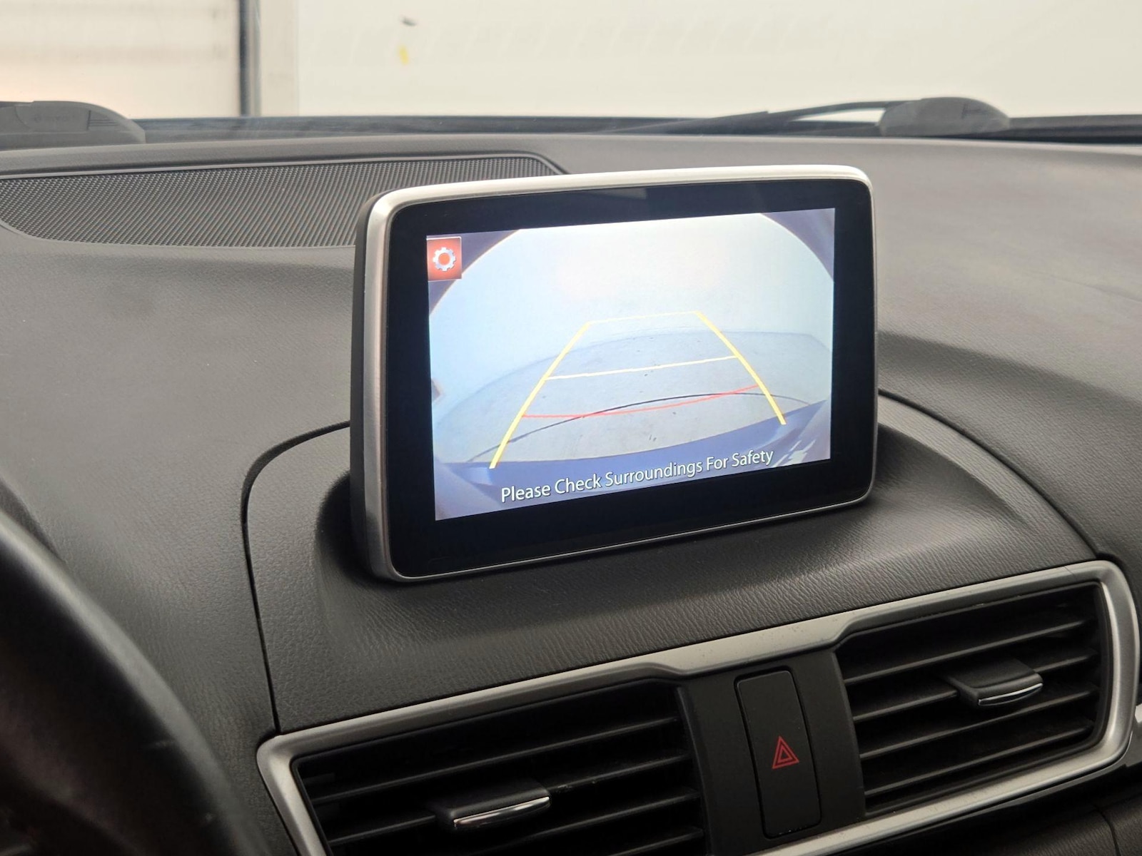 2016 Mazda MAZDA3 i Touring - Photo 15
