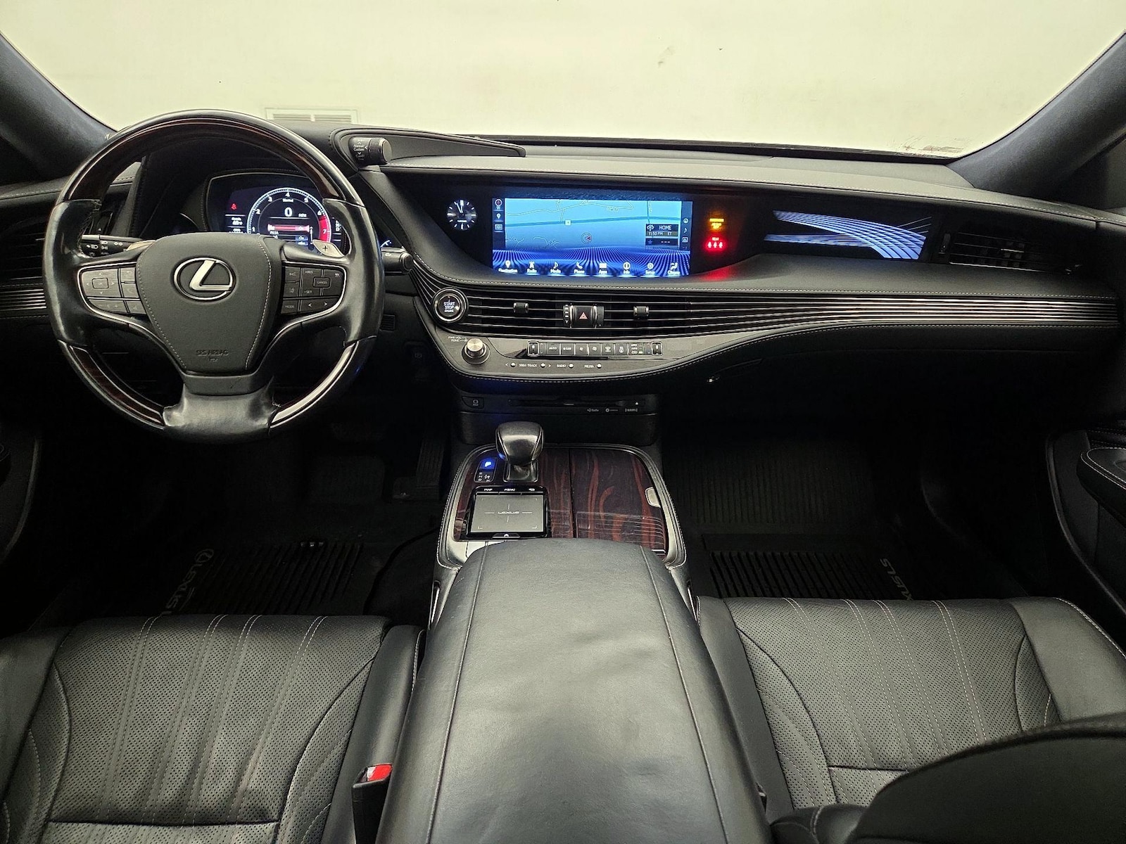 2018 Lexus LS Base - Photo 10